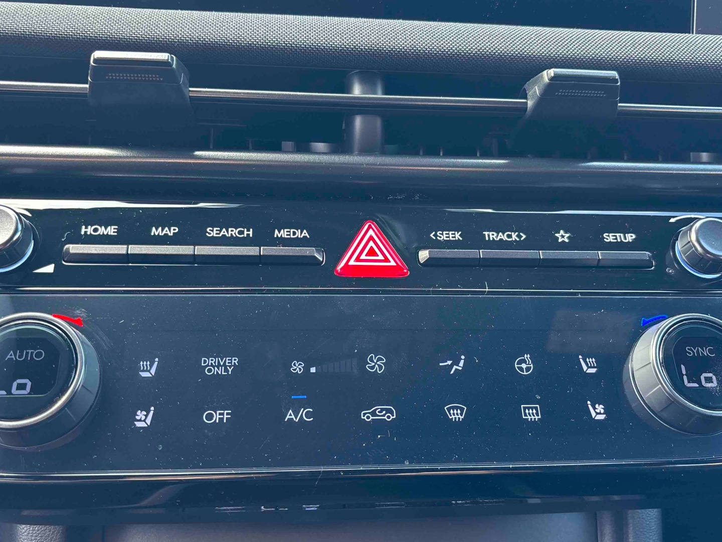 HYUNDAI Tucson 1.6 T-GDI 239 Hybrid BVA6 N Line Executive - Véhicule Occasion - Océane Auto HYUNDAI Tucson 1.6 T-GDI 239 Hybrid BVA6 N Line Executive - Véhicule Occasion Océane Auto