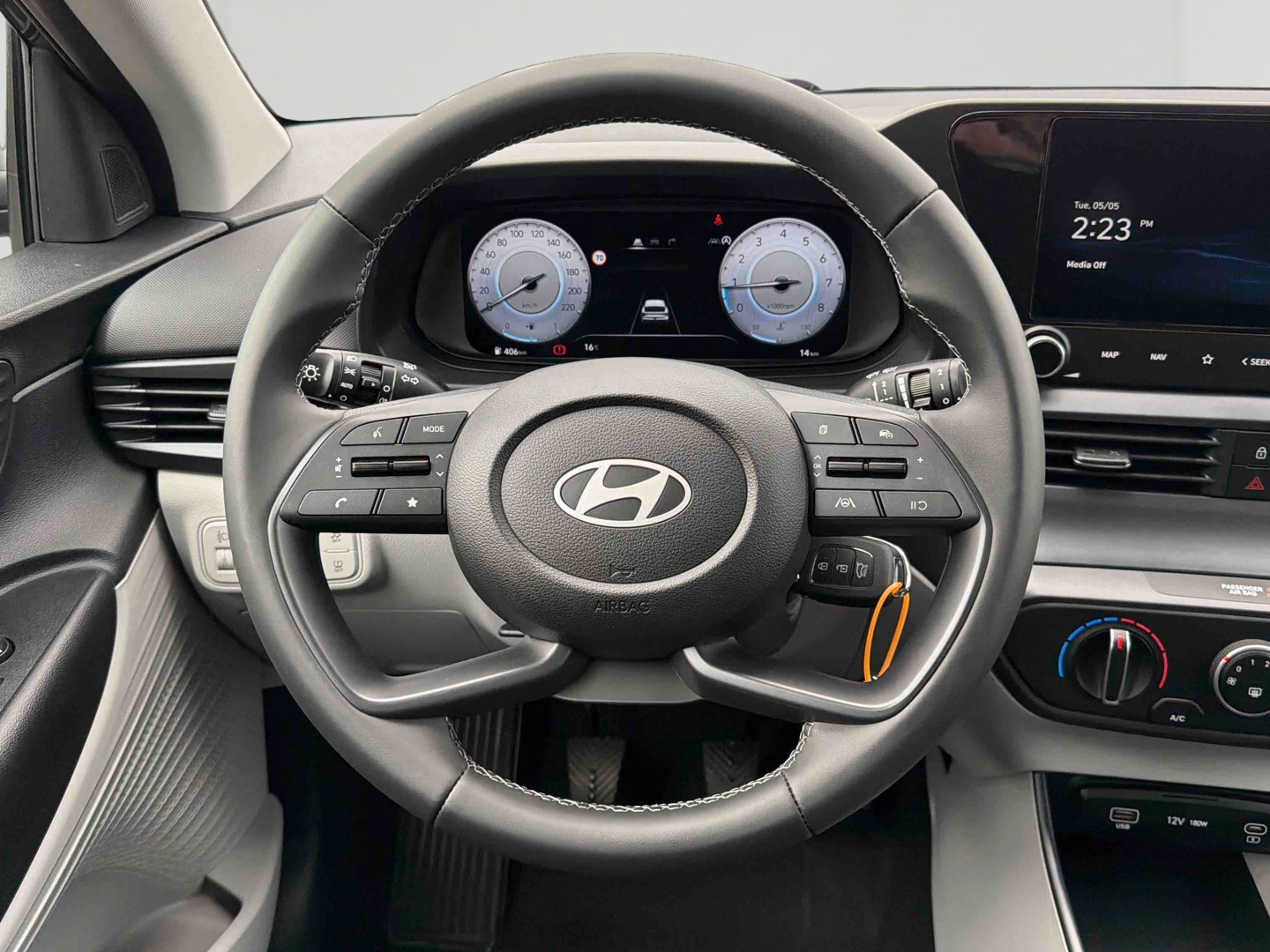 HYUNDAI i20 1.0 T-GDi 90 Intuitive - Véhicule Occasion - Océane Auto HYUNDAI i20 1.0 T-GDi 90 Intuitive - Véhicule Occasion Océane Auto