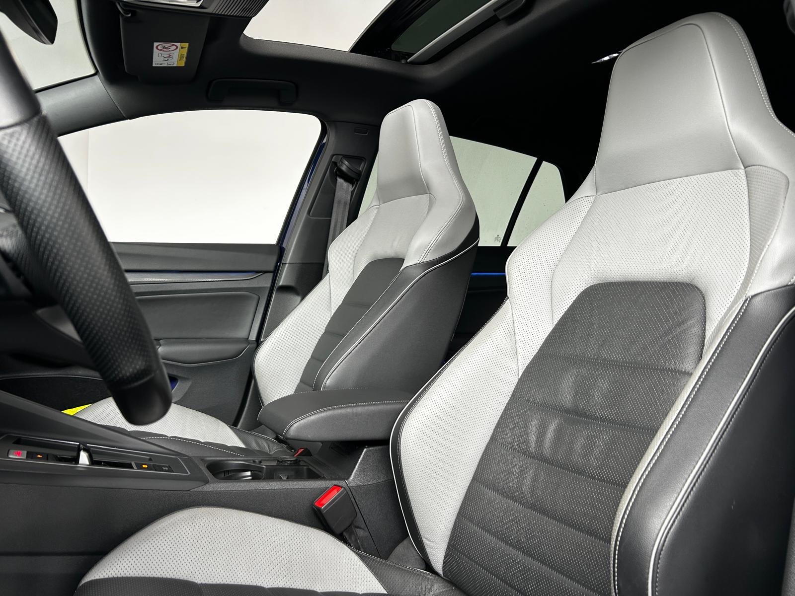 VOLKSWAGEN Golf 1.4 Hybrid Rechargeable OPF 245 DSG6 GTE - Véhicule Occasion - Océane Auto VOLKSWAGEN Golf 1.4 Hybrid Rechargeable OPF 245 DSG6 GTE - Véhicule Occasion Océane Auto