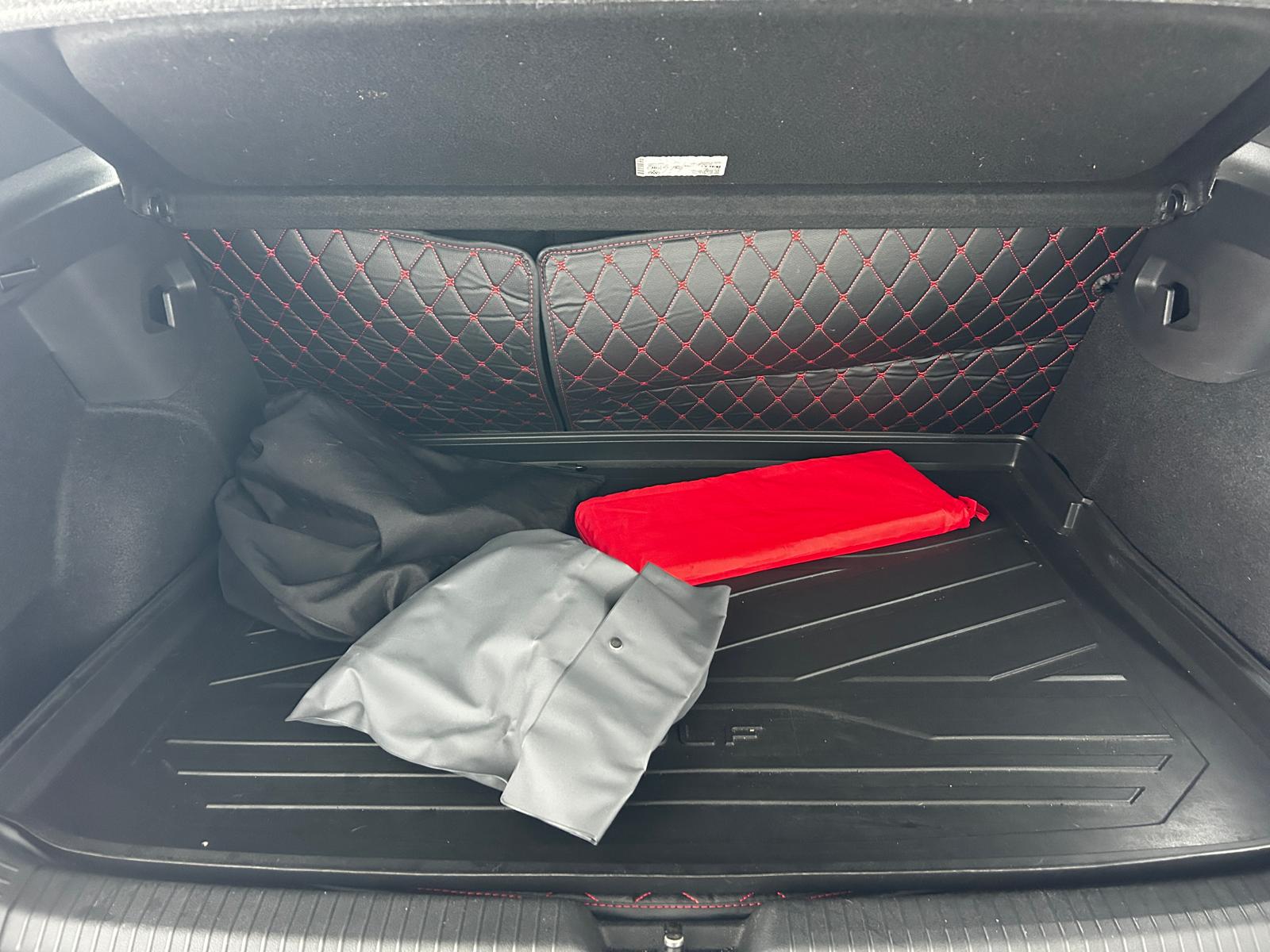 VOLKSWAGEN Golf 1.4 Hybrid Rechargeable OPF 245 DSG6 GTE - Véhicule Occasion - Océane Auto VOLKSWAGEN Golf 1.4 Hybrid Rechargeable OPF 245 DSG6 GTE - Véhicule Occasion Océane Auto