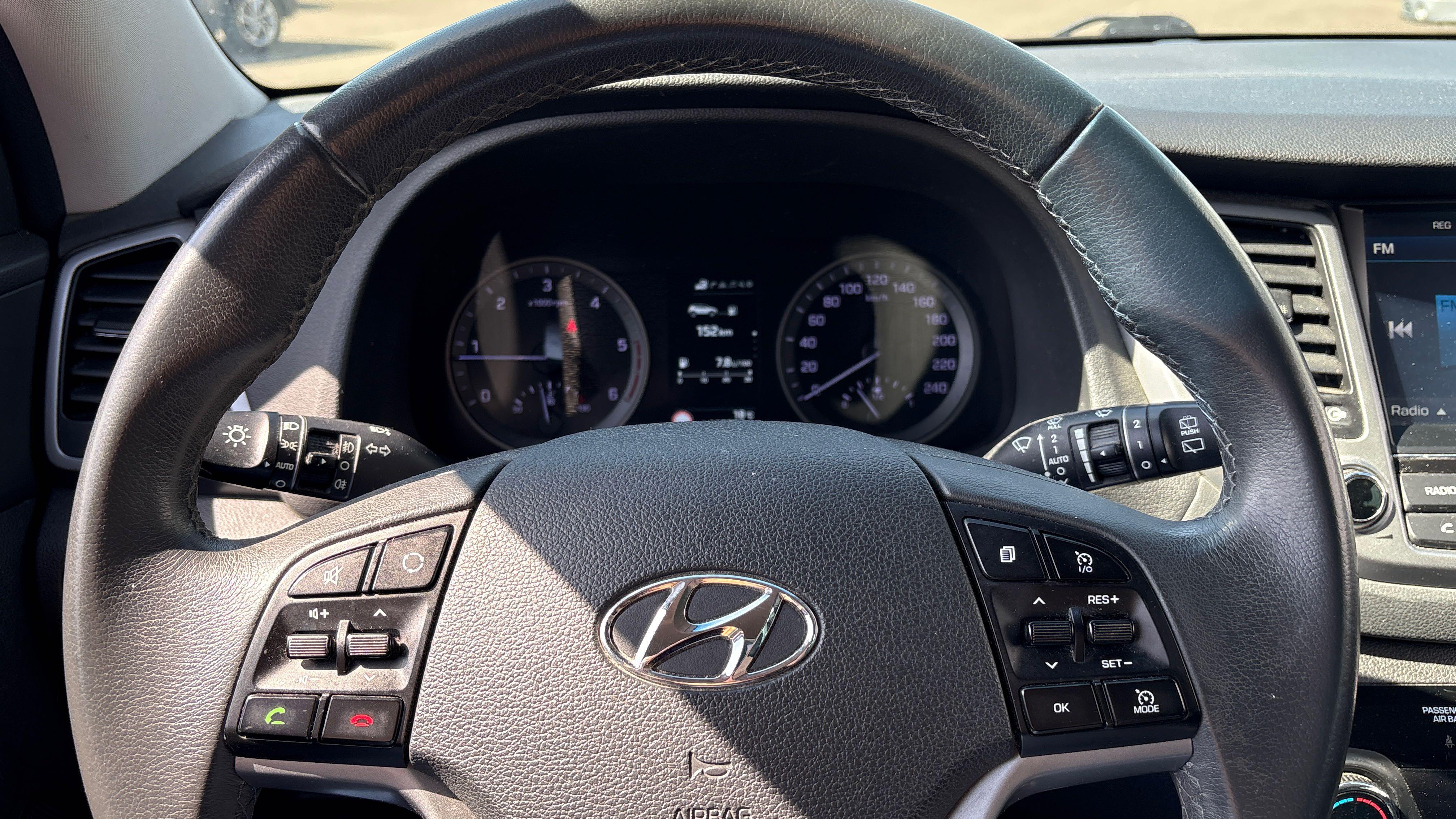 HYUNDAI Tucson 1.7 CRDi 115 2WD Edition#Lounge - Véhicule Occasion - Océane Auto HYUNDAI Tucson 1.7 CRDi 115 2WD Edition#Lounge - Véhicule Occasion Océane Auto
