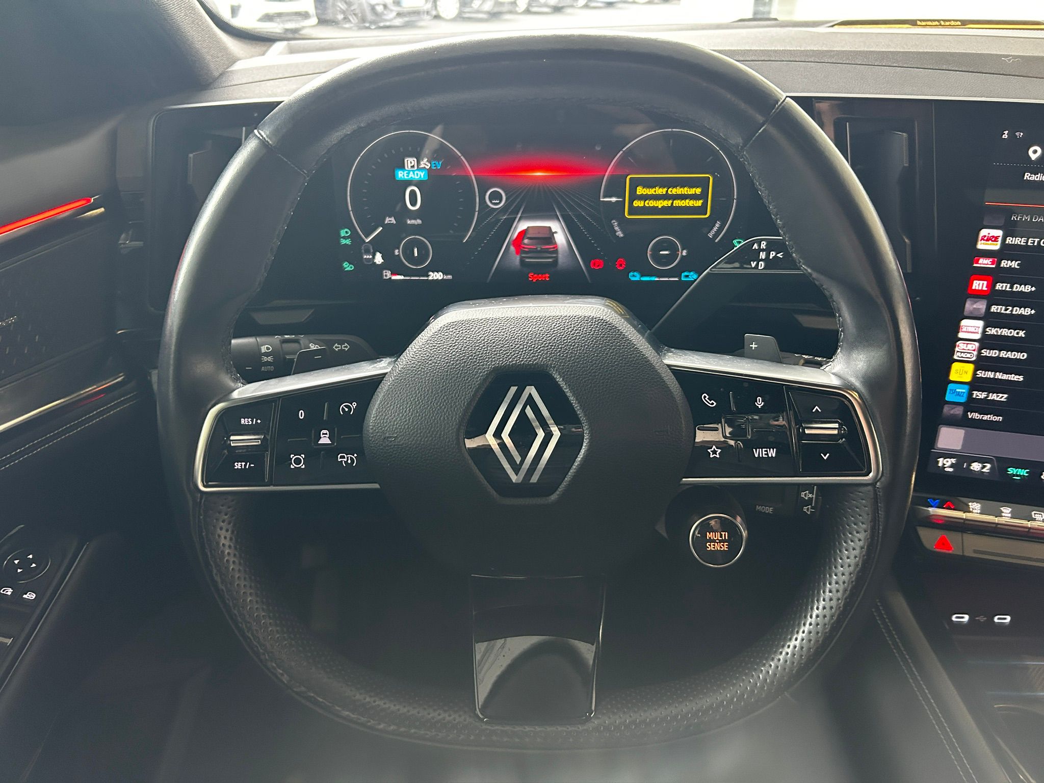 RENAULT Austral E-Tech hybrid 200 Iconic - Véhicule Occasion Océane Auto