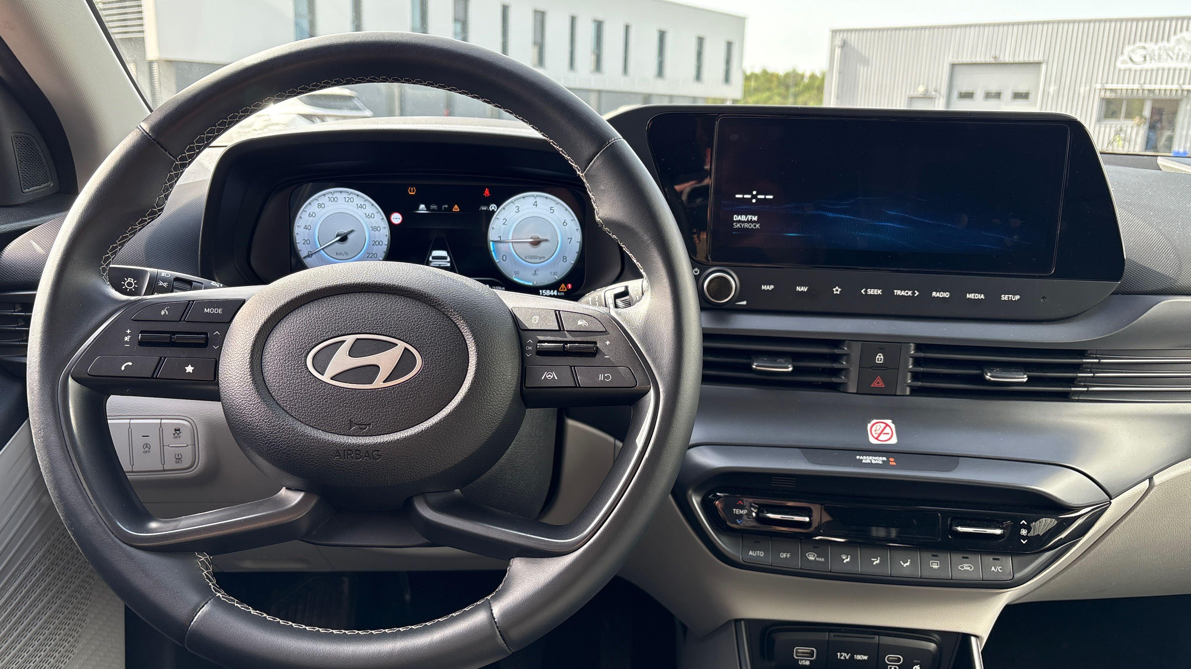 HYUNDAI i20 1.0 T-GDi 100 Creative - Véhicule Occasion - Océane Auto HYUNDAI i20 1.0 T-GDi 100 Creative - Véhicule Occasion Océane Auto