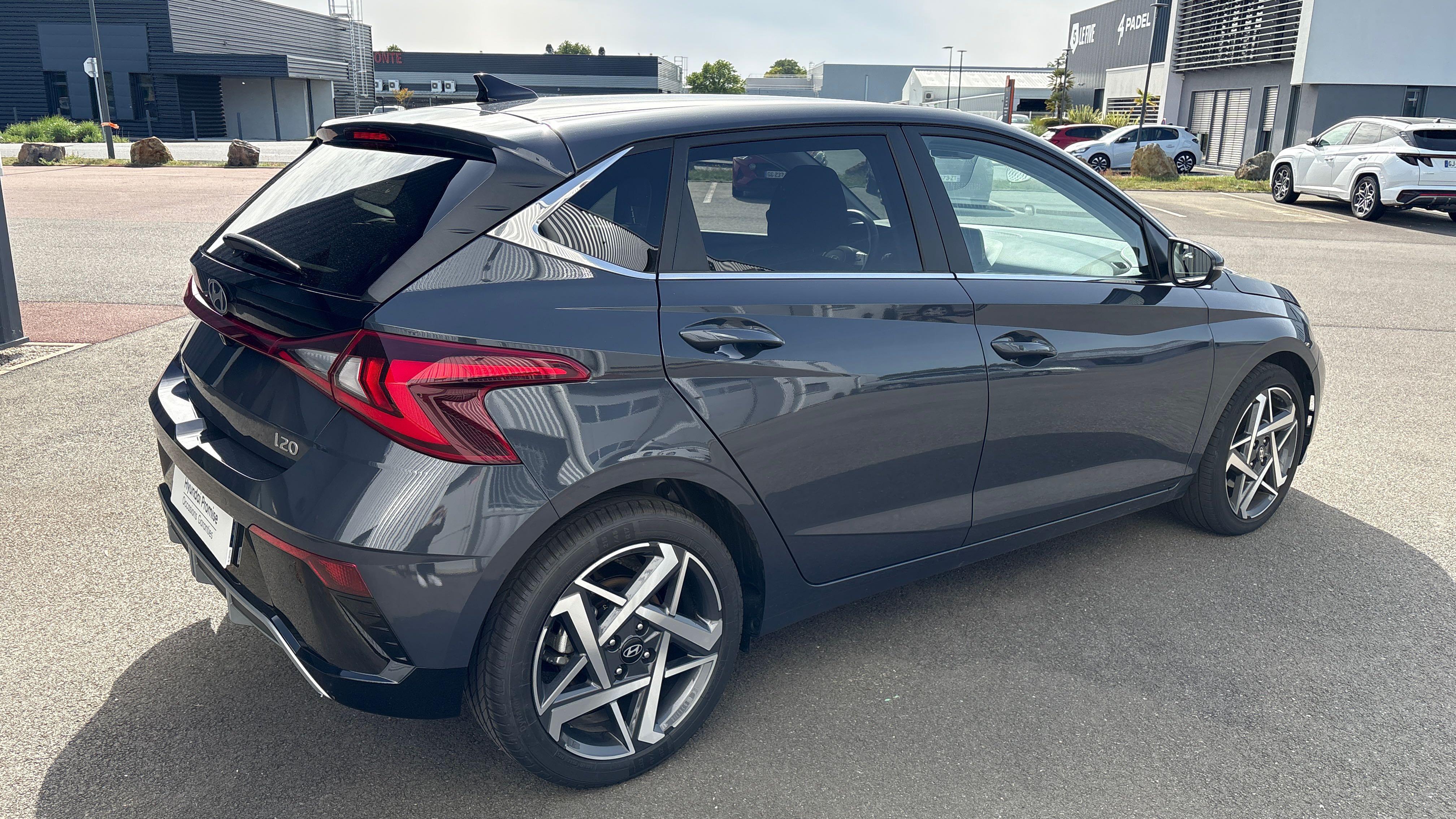 HYUNDAI i20 1.0 T-GDi 100 Creative - Véhicule Occasion - Océane Auto HYUNDAI i20 1.0 T-GDi 100 Creative - Véhicule Occasion Océane Auto