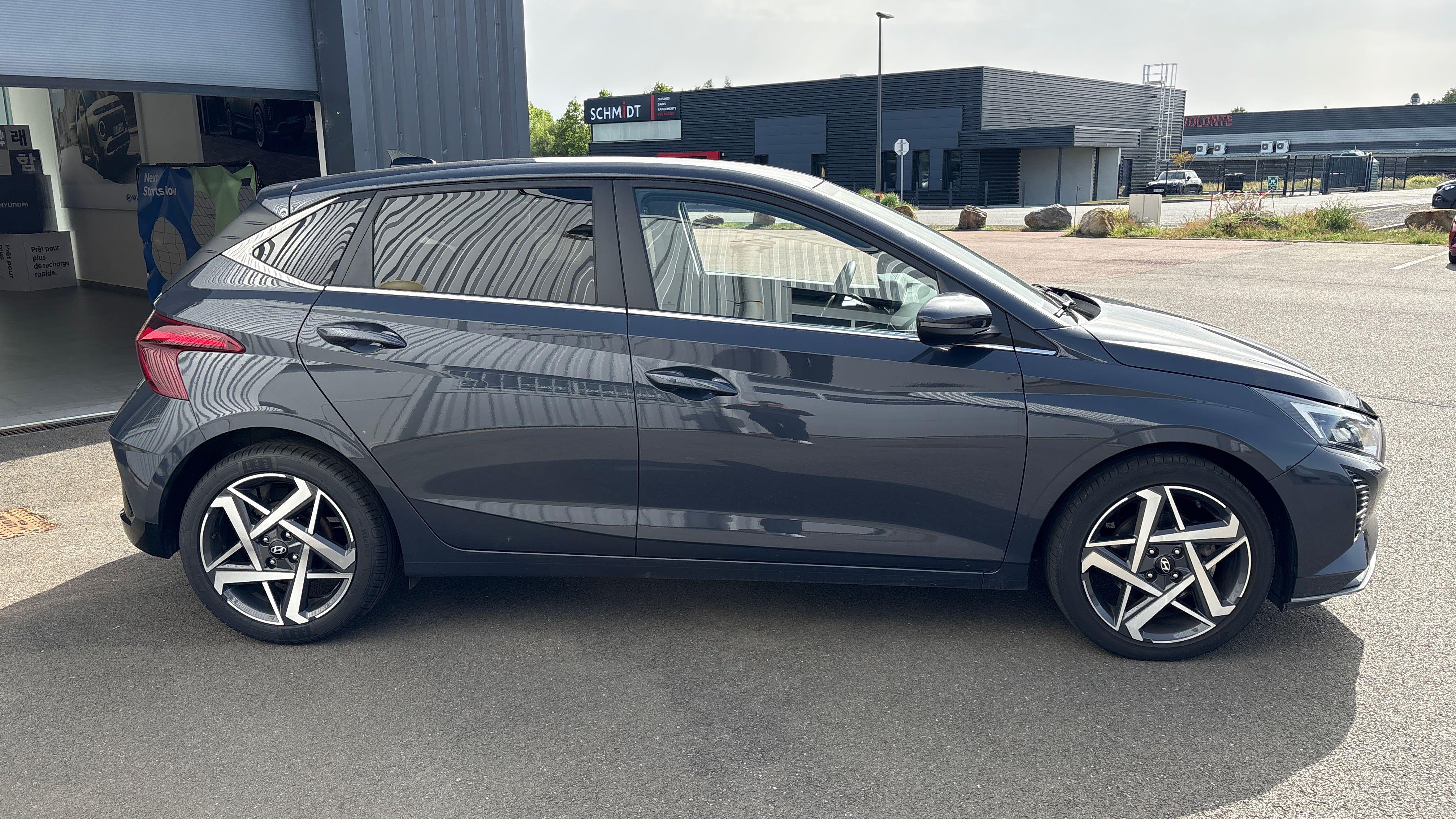 HYUNDAI i20 1.0 T-GDi 100 Creative - Véhicule Occasion - Océane Auto HYUNDAI i20 1.0 T-GDi 100 Creative - Véhicule Occasion Océane Auto