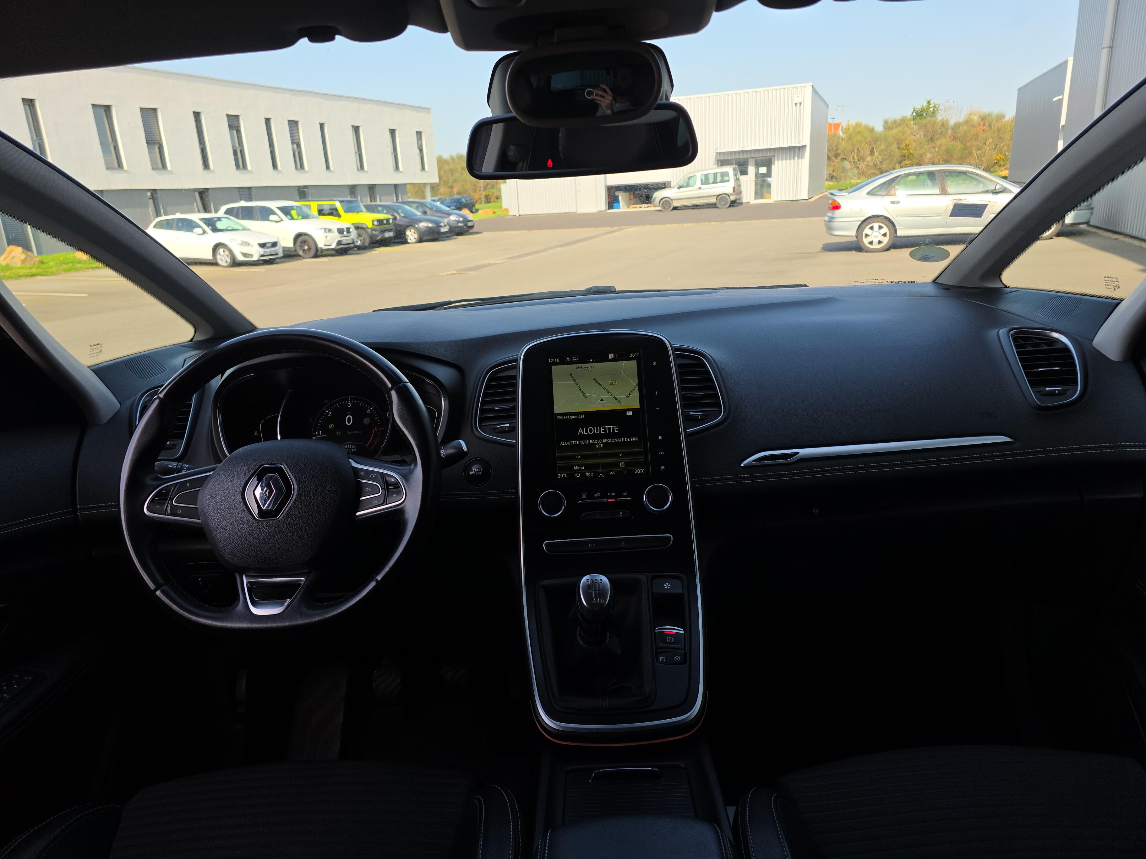 RENAULT Scenic Blue dCi 150 Intens - Véhicule Occasion Océane Auto