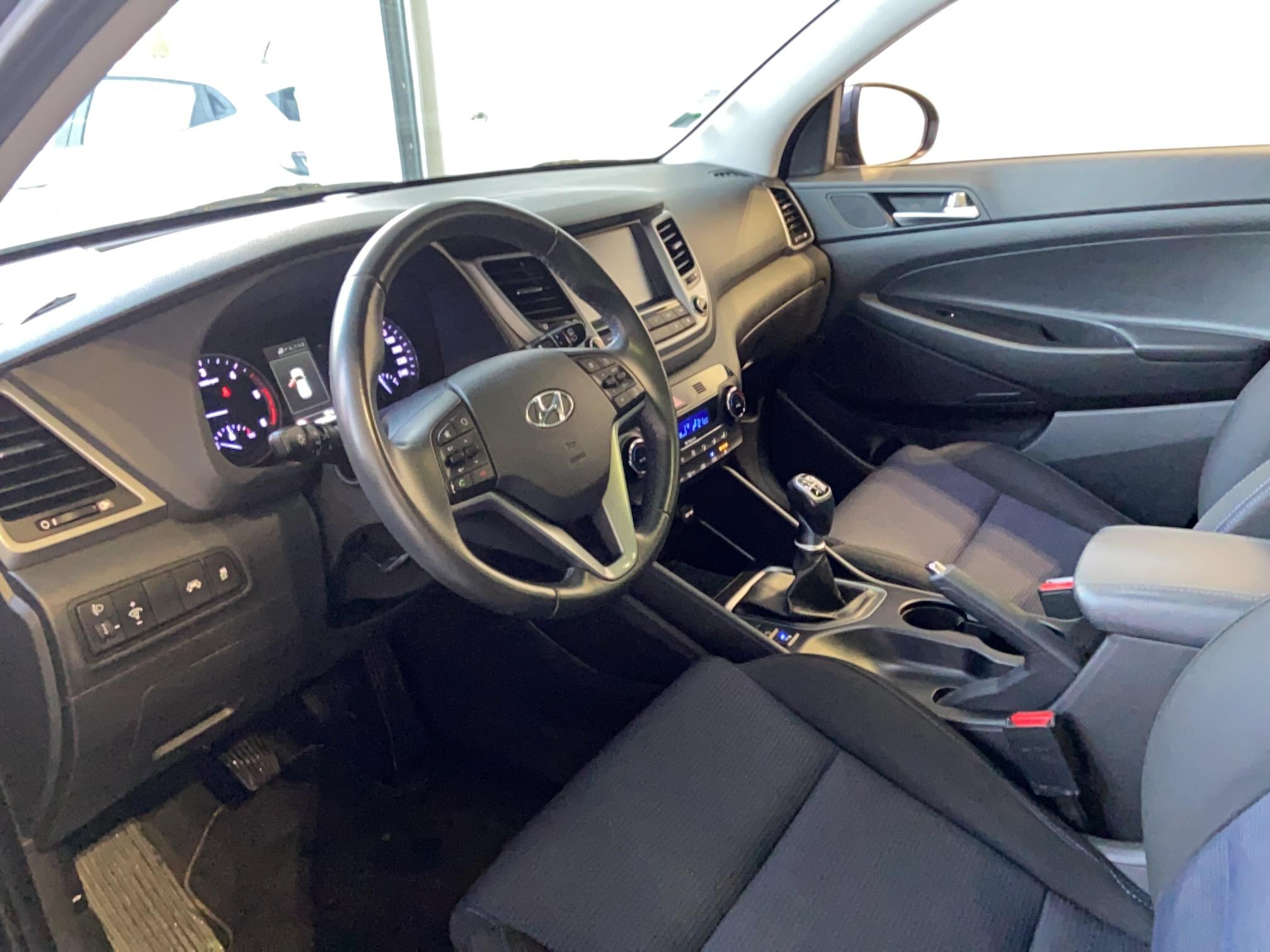 HYUNDAI Tucson 2.0 CRDi 136 2WD Creative - Véhicule Occasion - Océane Auto HYUNDAI Tucson 2.0 CRDi 136 2WD Creative - Véhicule Occasion Océane Auto