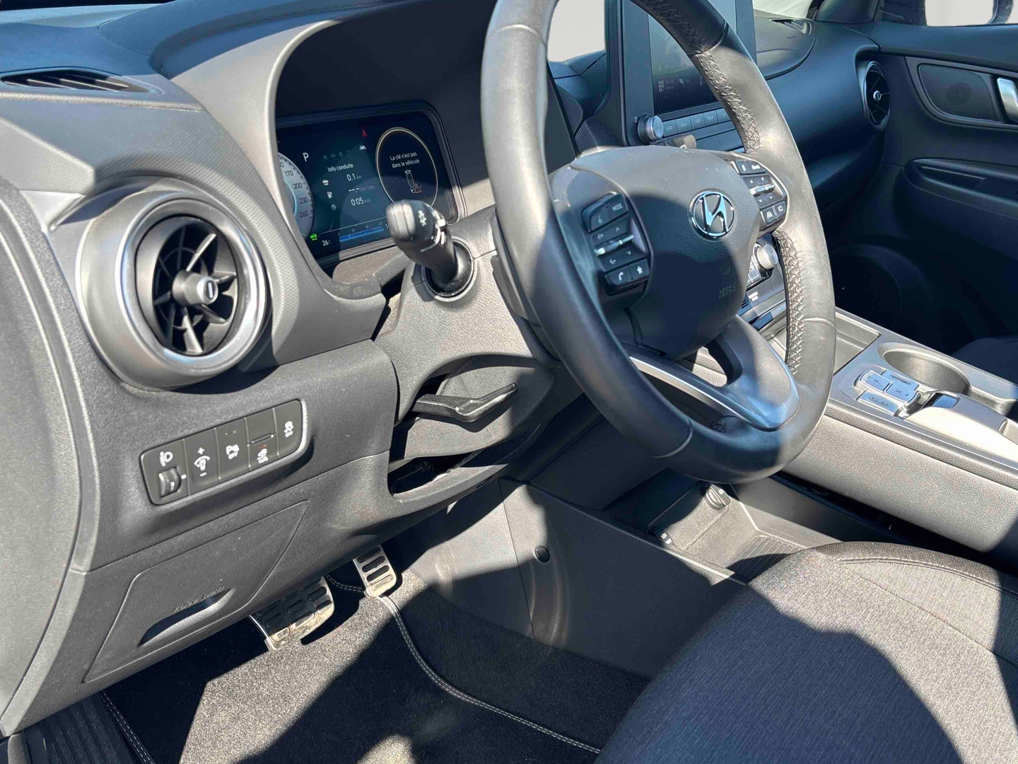 HYUNDAI Kona Electrique 64 kWh - 204 ch Intuitive - Véhicule Occasion - Océane Auto HYUNDAI Kona Electrique 64 kWh - 204 ch Intuitive - Véhicule Occasion Océane Auto