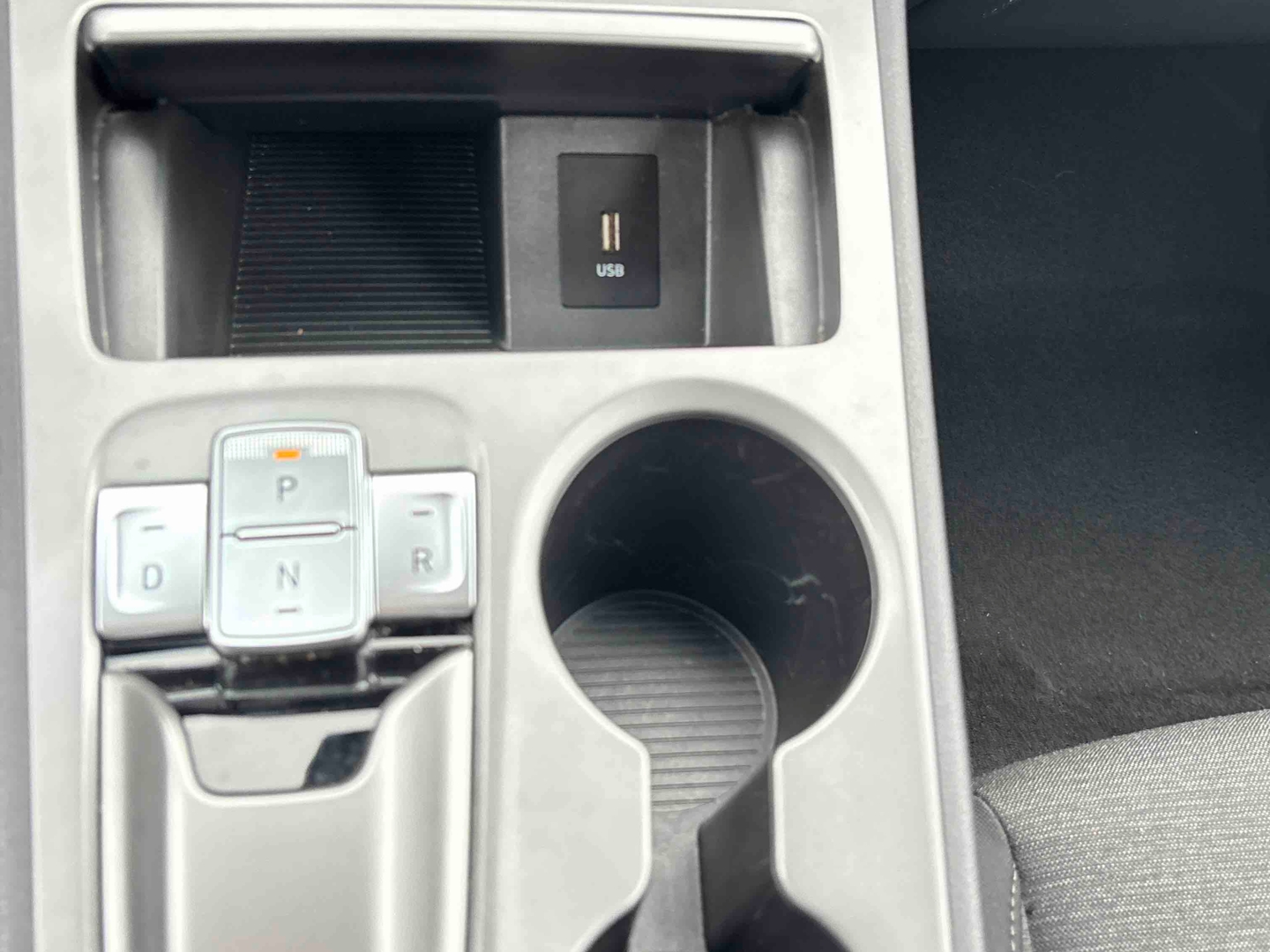 HYUNDAI Kona Electrique 39 kWh - 136 ch Intuitive - Véhicule Occasion Océane Auto