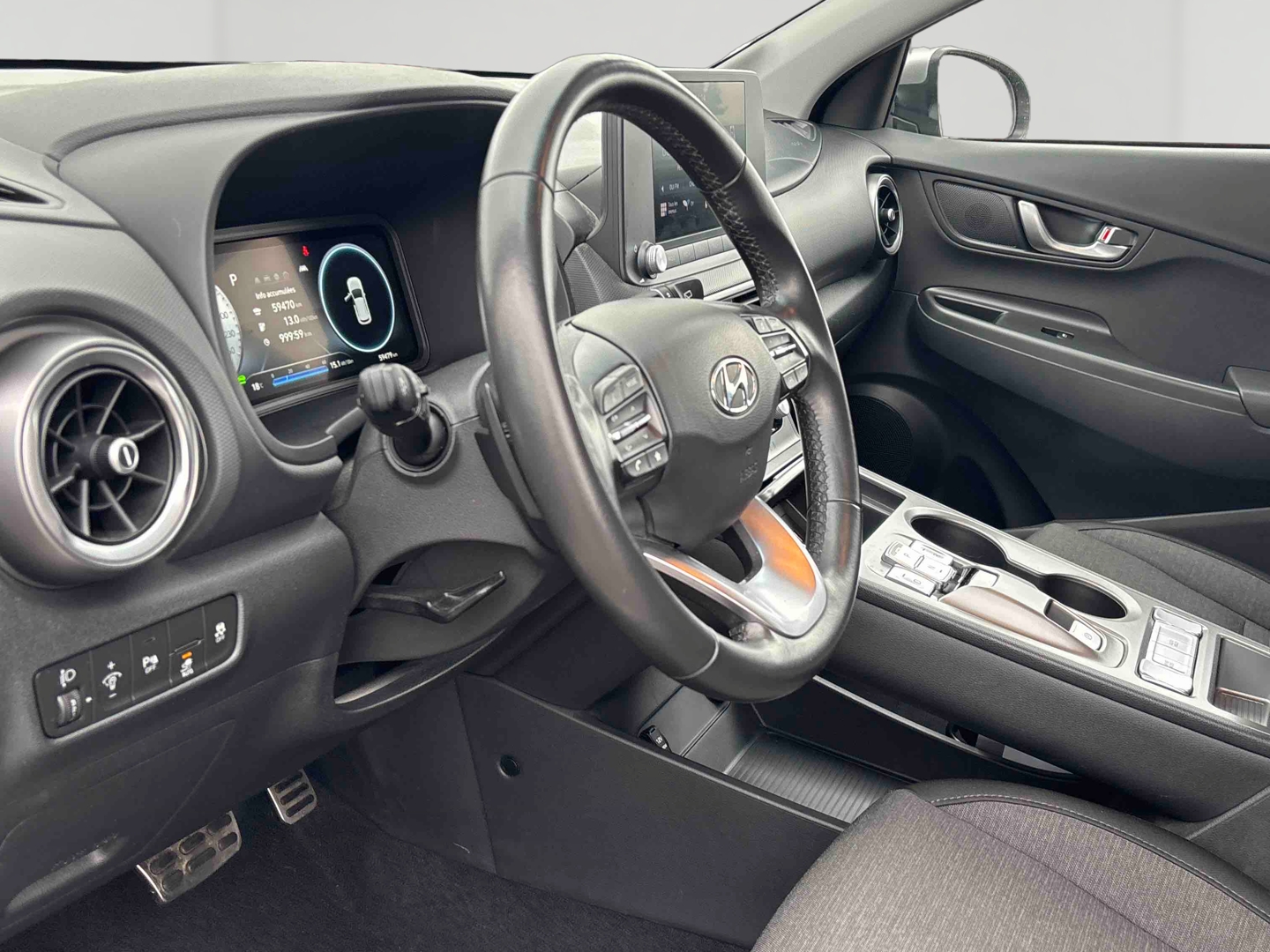HYUNDAI Kona Electrique 39 kWh - 136 ch Intuitive - Véhicule Occasion Océane Auto