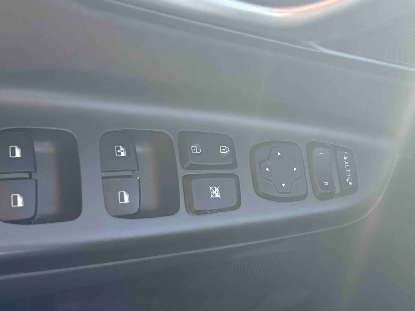 HYUNDAI Kona 1.0 T-GDi 120 Hybrid 48V Creative - Véhicule Occasion - Océane Auto HYUNDAI Kona 1.0 T-GDi 120 Hybrid 48V Creative - Véhicule Occasion Océane Auto