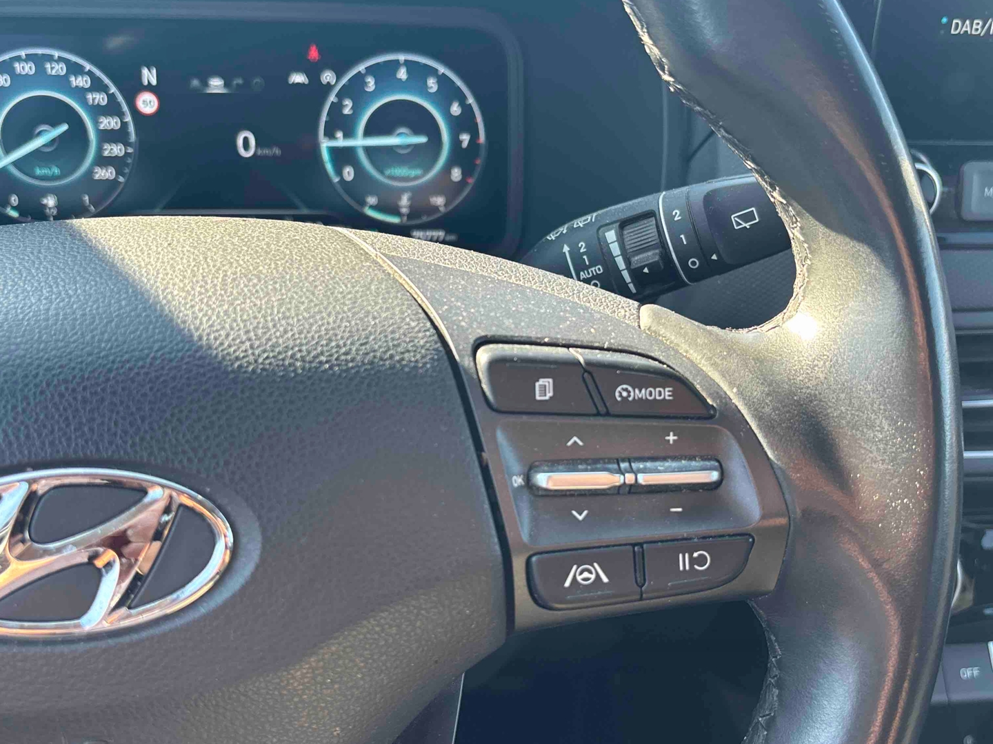 HYUNDAI Kona 1.0 T-GDi 120 Hybrid 48V Creative - Véhicule Occasion - Océane Auto HYUNDAI Kona 1.0 T-GDi 120 Hybrid 48V Creative - Véhicule Occasion Océane Auto