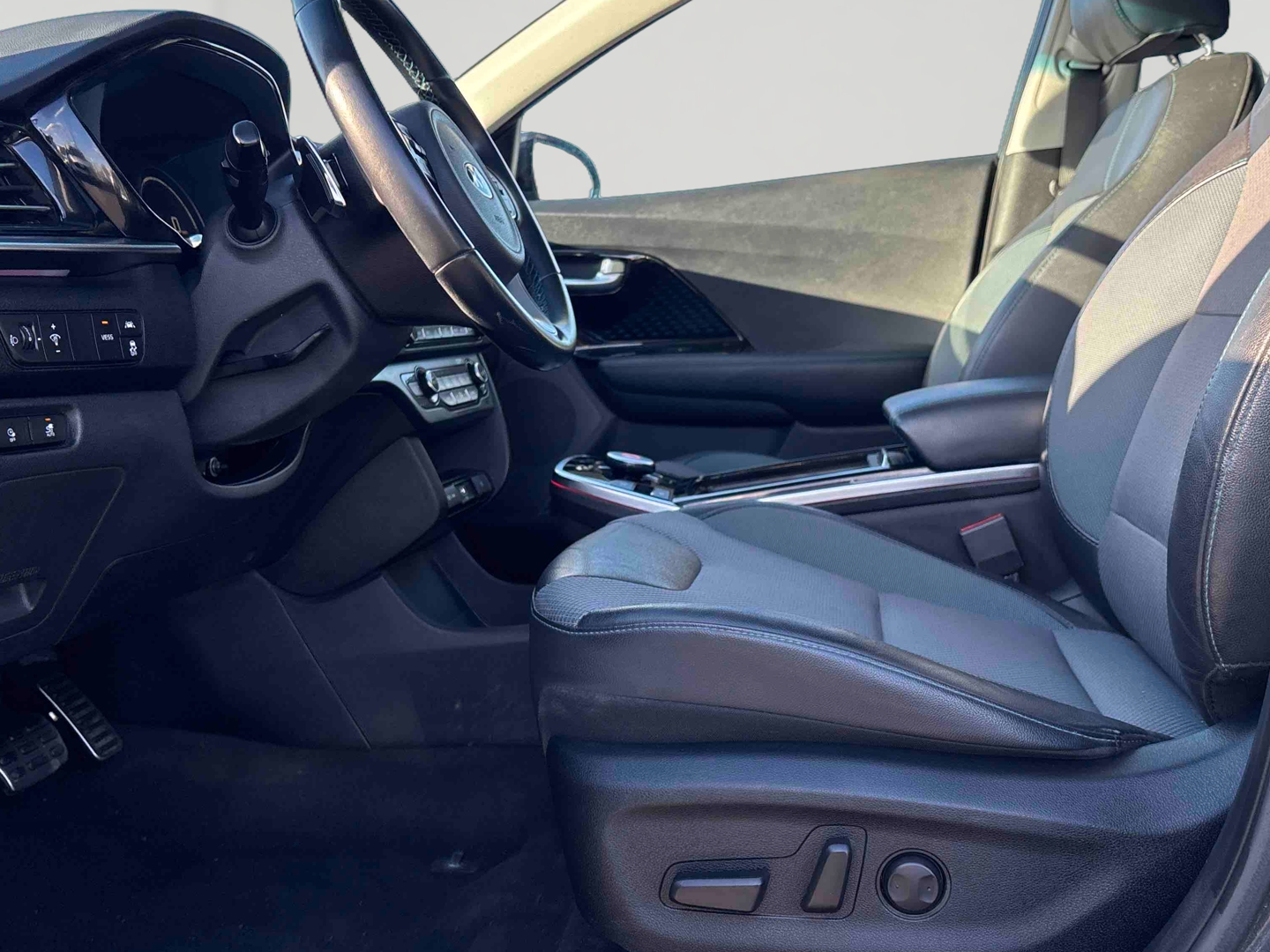 KIA e-Niro Electrique 204 ch Active - Véhicule Occasion - Océane Auto KIA e-Niro Electrique 204 ch Active - Véhicule Occasion Océane Auto
