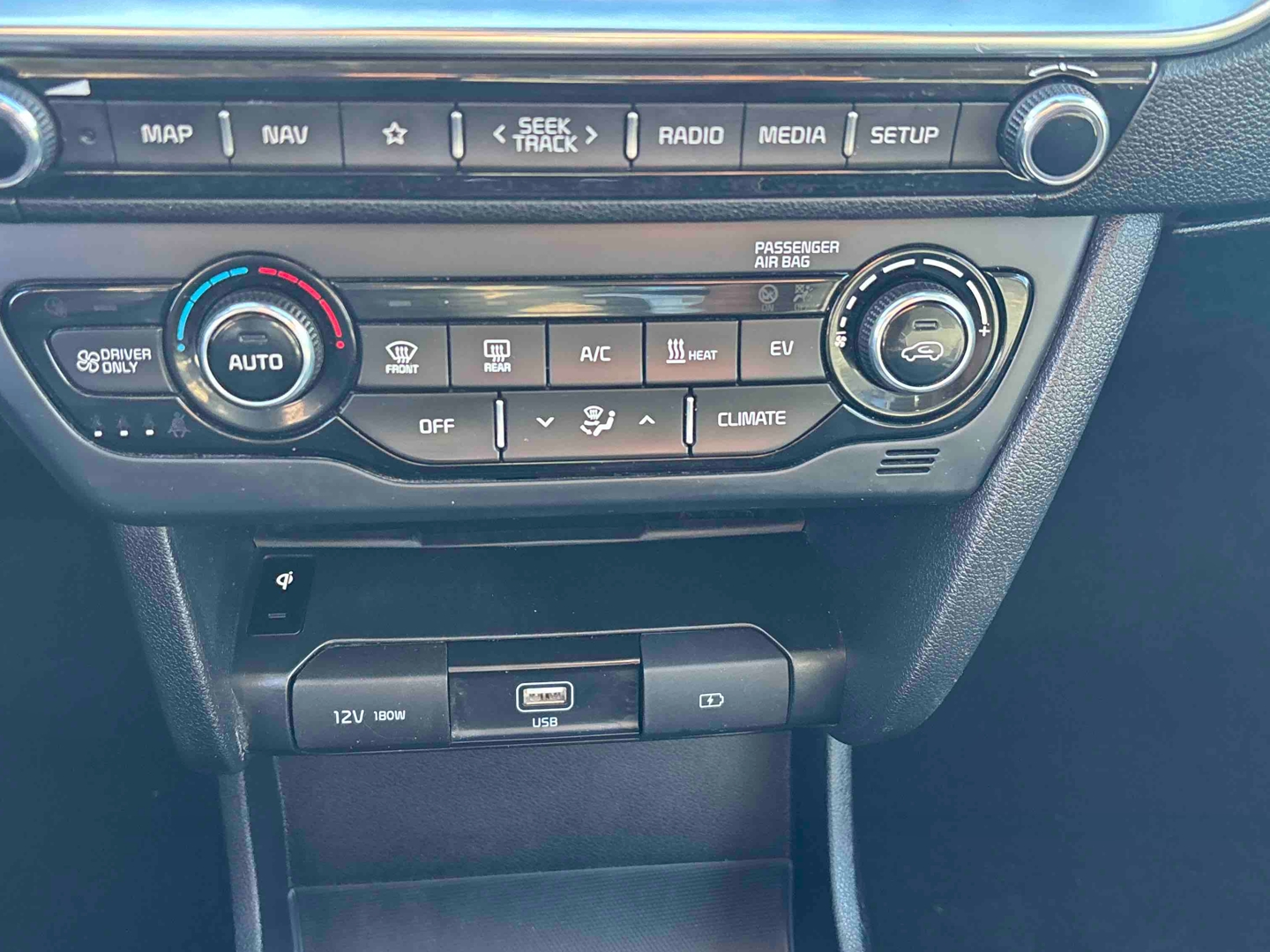 KIA e-Niro Electrique 204 ch Active - Véhicule Occasion - Océane Auto KIA e-Niro Electrique 204 ch Active - Véhicule Occasion Océane Auto