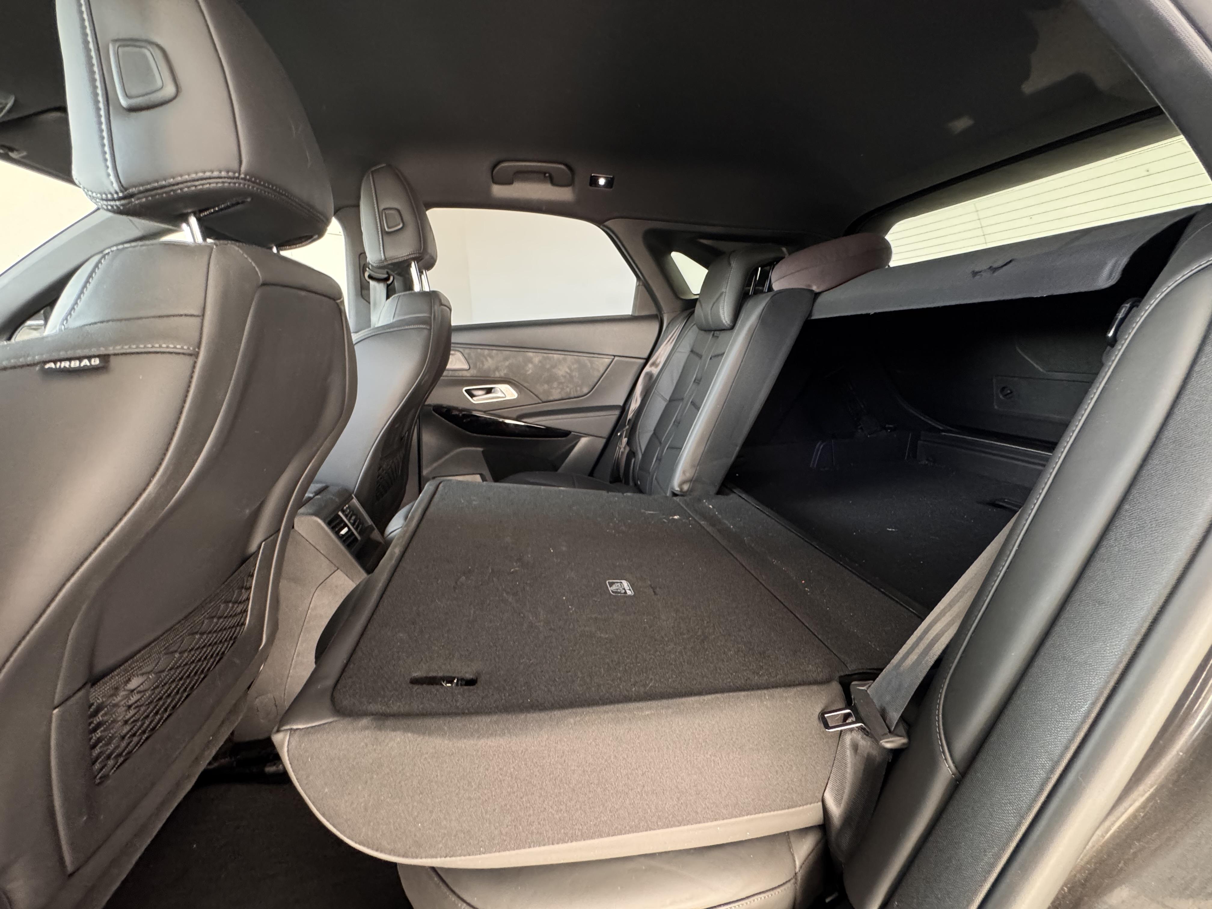 DS DS7 Crossback BlueHDi 130 EAT8 Rivoli - Véhicule Occasion Océane Auto
