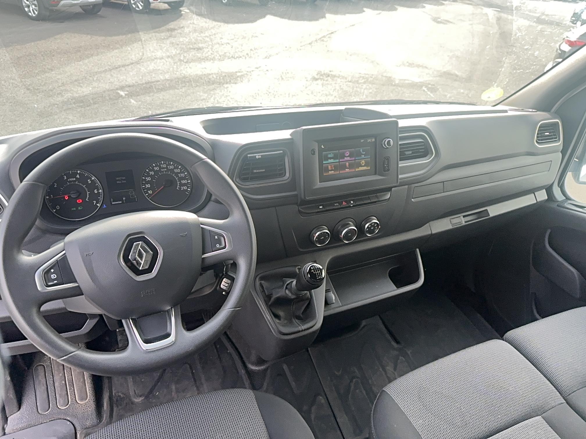 RENAULT MASTER FGN TRAC F3300 L2H2 BLUE DCI 135 GRAND CONFORT - Véhicule Occasion - Océane Auto RENAULT MASTER FGN TRAC F3300 L2H2 BLUE DCI 135 GRAND CONFORT - Véhicule Occasion Océane Auto