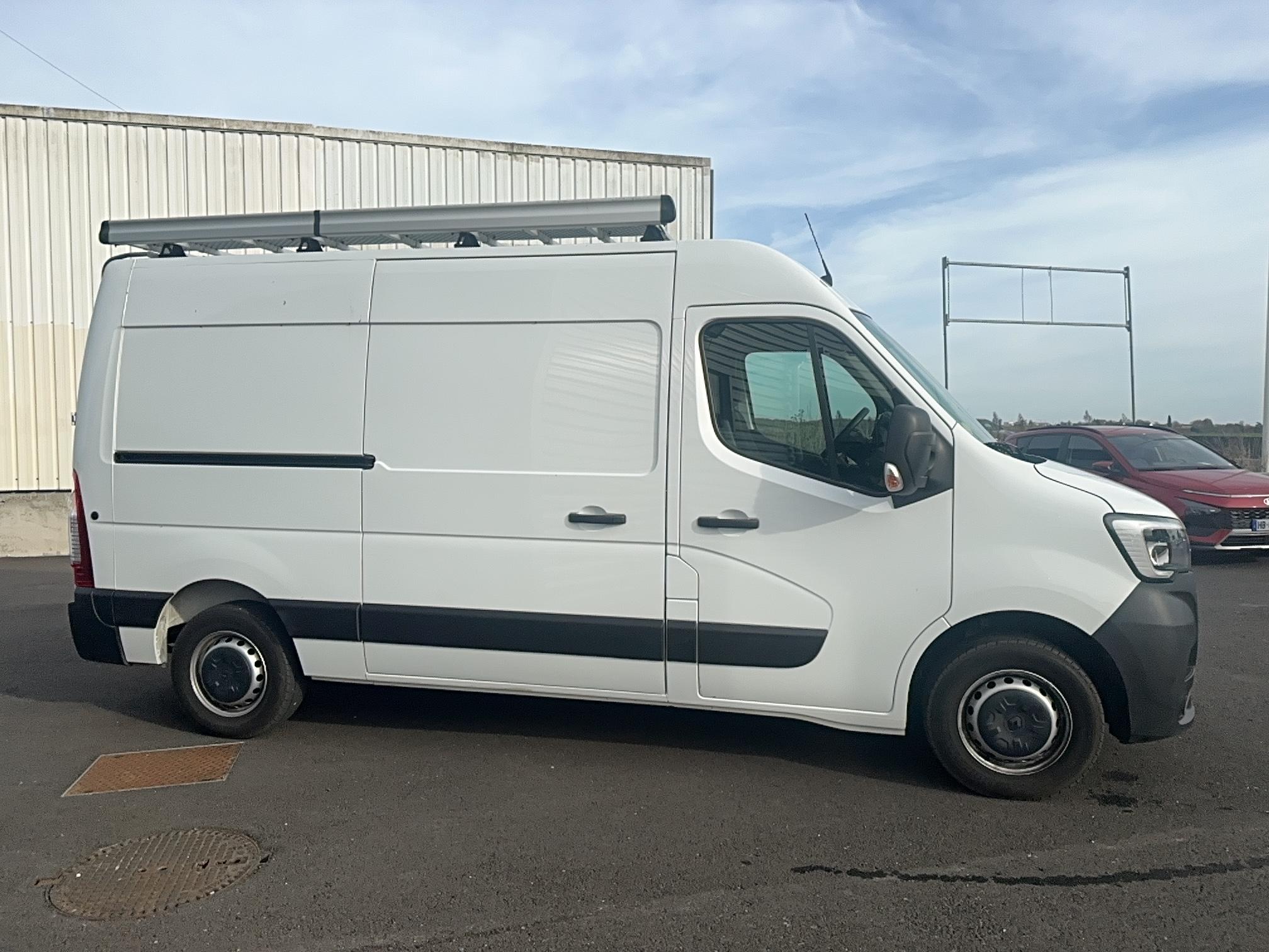 RENAULT MASTER FGN TRAC F3300 L2H2 BLUE DCI 135 GRAND CONFORT - Véhicule Occasion - Océane Auto RENAULT MASTER FGN TRAC F3300 L2H2 BLUE DCI 135 GRAND CONFORT - Véhicule Occasion Océane Auto