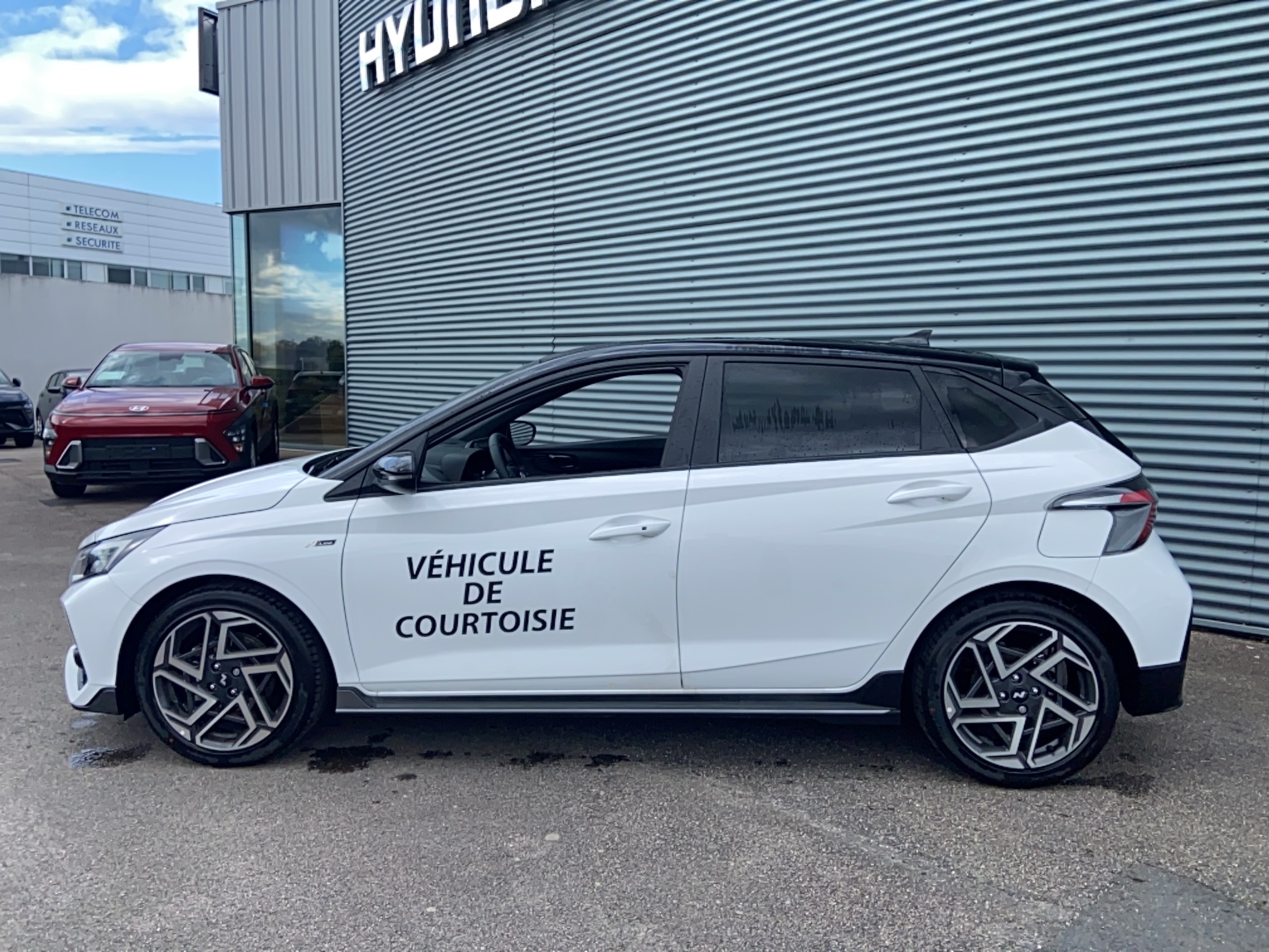 HYUNDAI i20 1.0 T-GDi 100 N Line Creative - Véhicule Occasion - Océane Auto HYUNDAI i20 1.0 T-GDi 100 N Line Creative - Véhicule Occasion Océane Auto