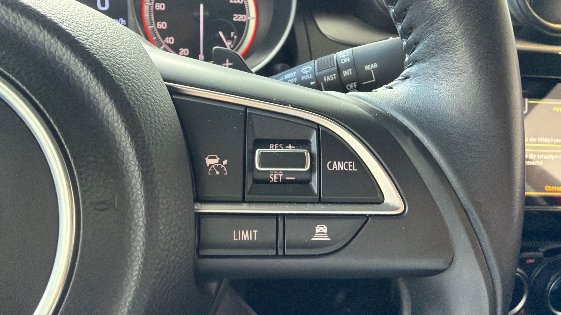 SUZUKI Swift 1.2 Dualjet Hybrid Auto (CVT) Pack - Véhicule Occasion Océane Auto