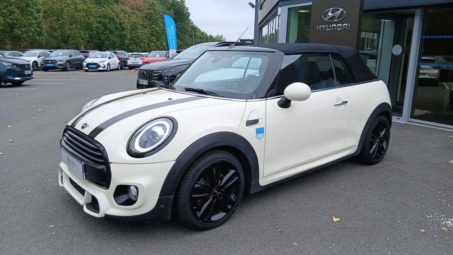 MINI Cabriolet Cooper 136 ch BVA7 - Véhicule Occasion - Océane Auto MINI Cabriolet Cooper 136 ch BVA7 - Véhicule Occasion Océane Auto