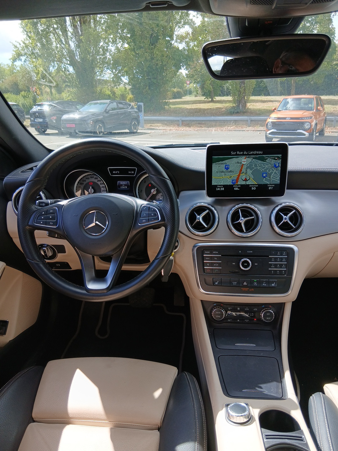MERCEDES Classe GLA 200 d Sensation 7-G DCT A - Véhicule Occasion - Océane Auto MERCEDES Classe GLA 200 d Sensation 7-G DCT A - Véhicule Occasion Océane Auto