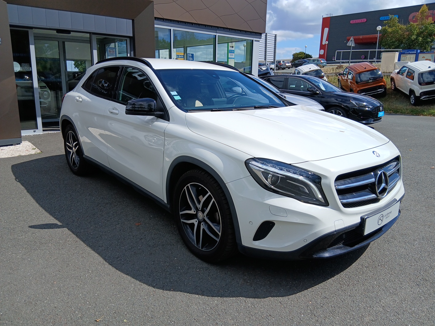 MERCEDES Classe GLA 200 d Sensation 7-G DCT A - Véhicule Occasion - Océane Auto MERCEDES Classe GLA 200 d Sensation 7-G DCT A - Véhicule Occasion Océane Auto