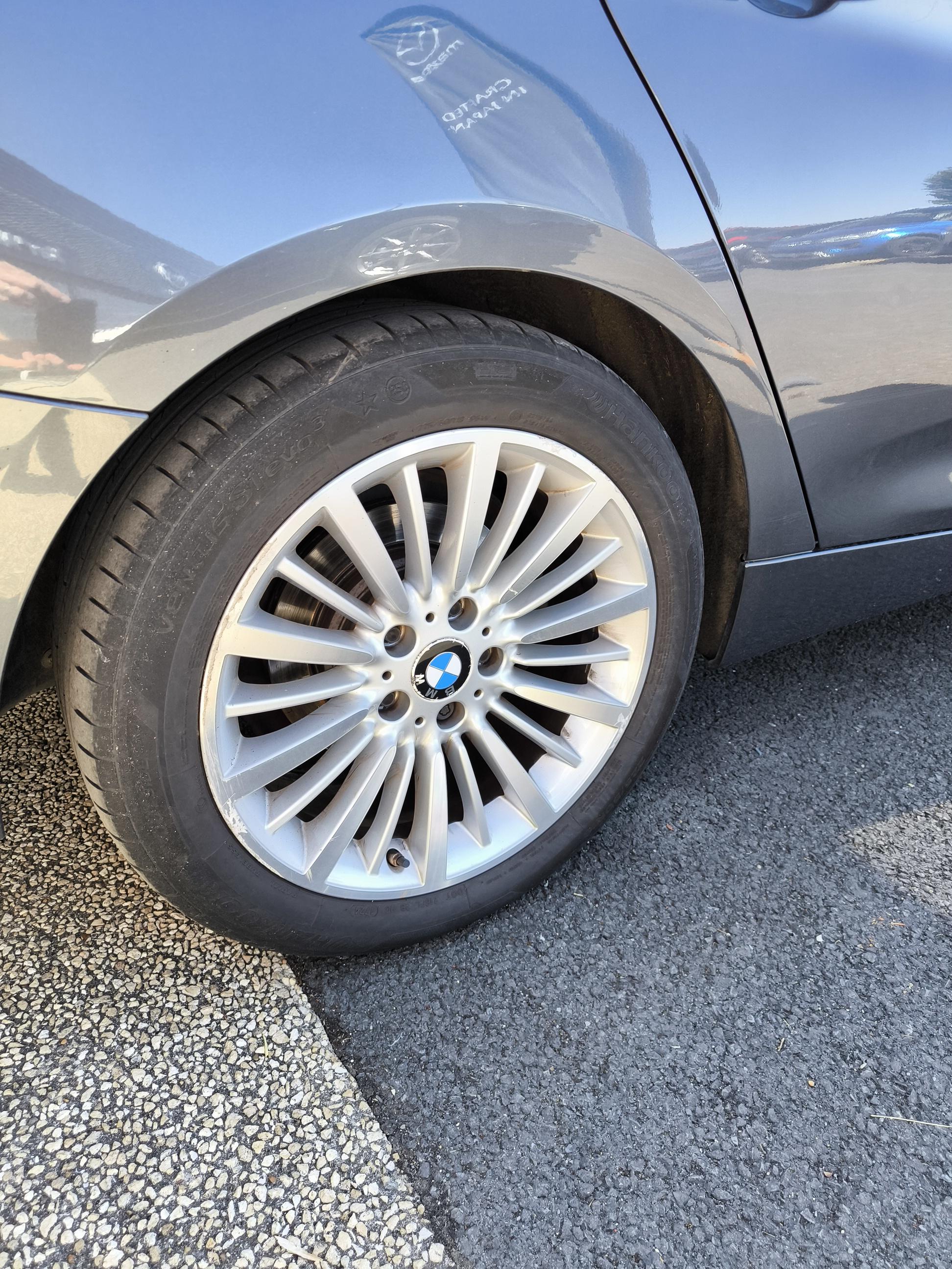BMW Gran Turismo 318d 150 ch Luxury A - Véhicule Occasion Océane Auto