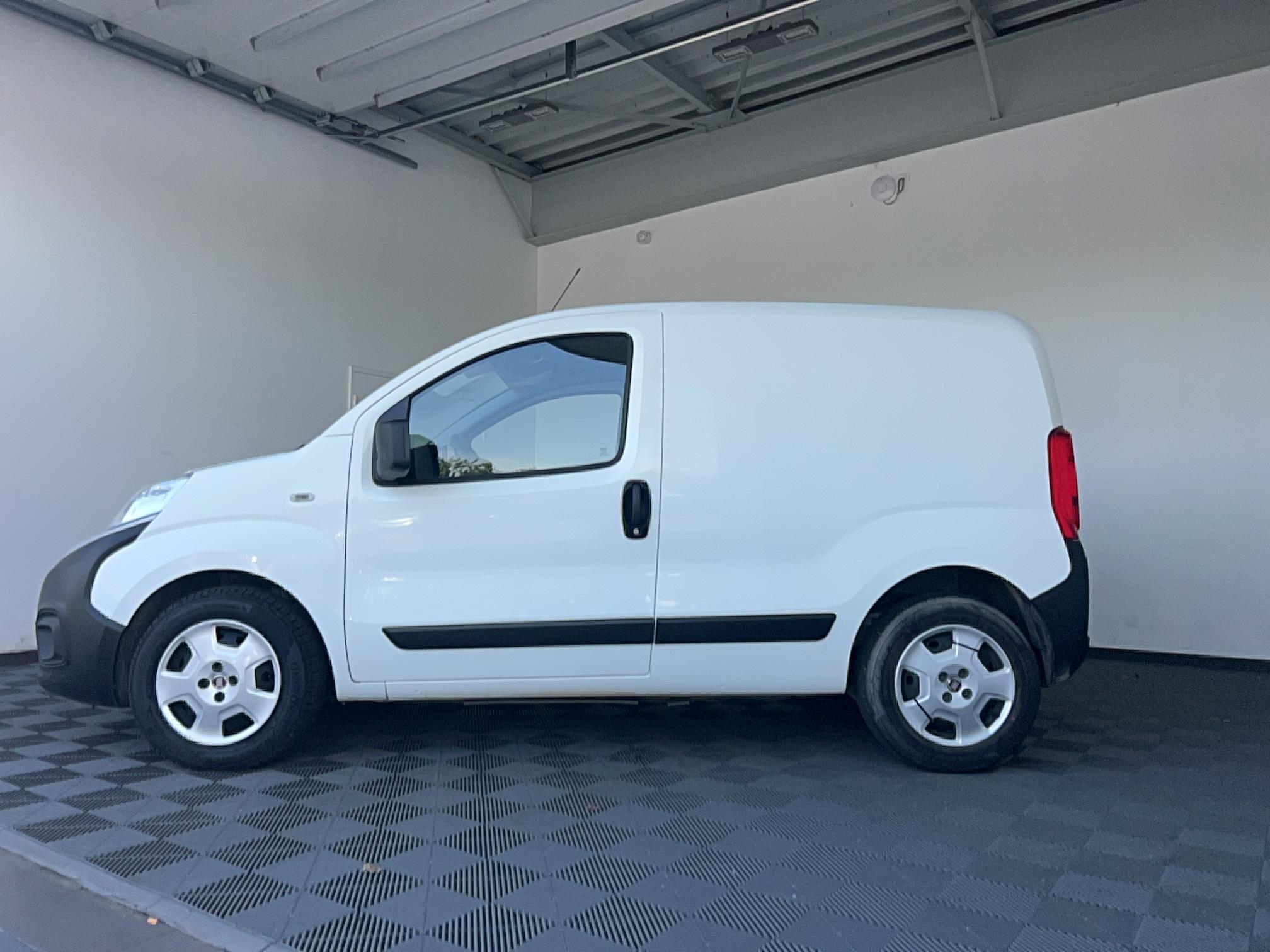 FIAT FIORINO TOLE 1.3 16V MULTIJET 80 PRO LOUNGE - Véhicule Occasion - Océane Auto FIAT FIORINO TOLE 1.3 16V MULTIJET 80 PRO LOUNGE - Véhicule Occasion Océane Auto