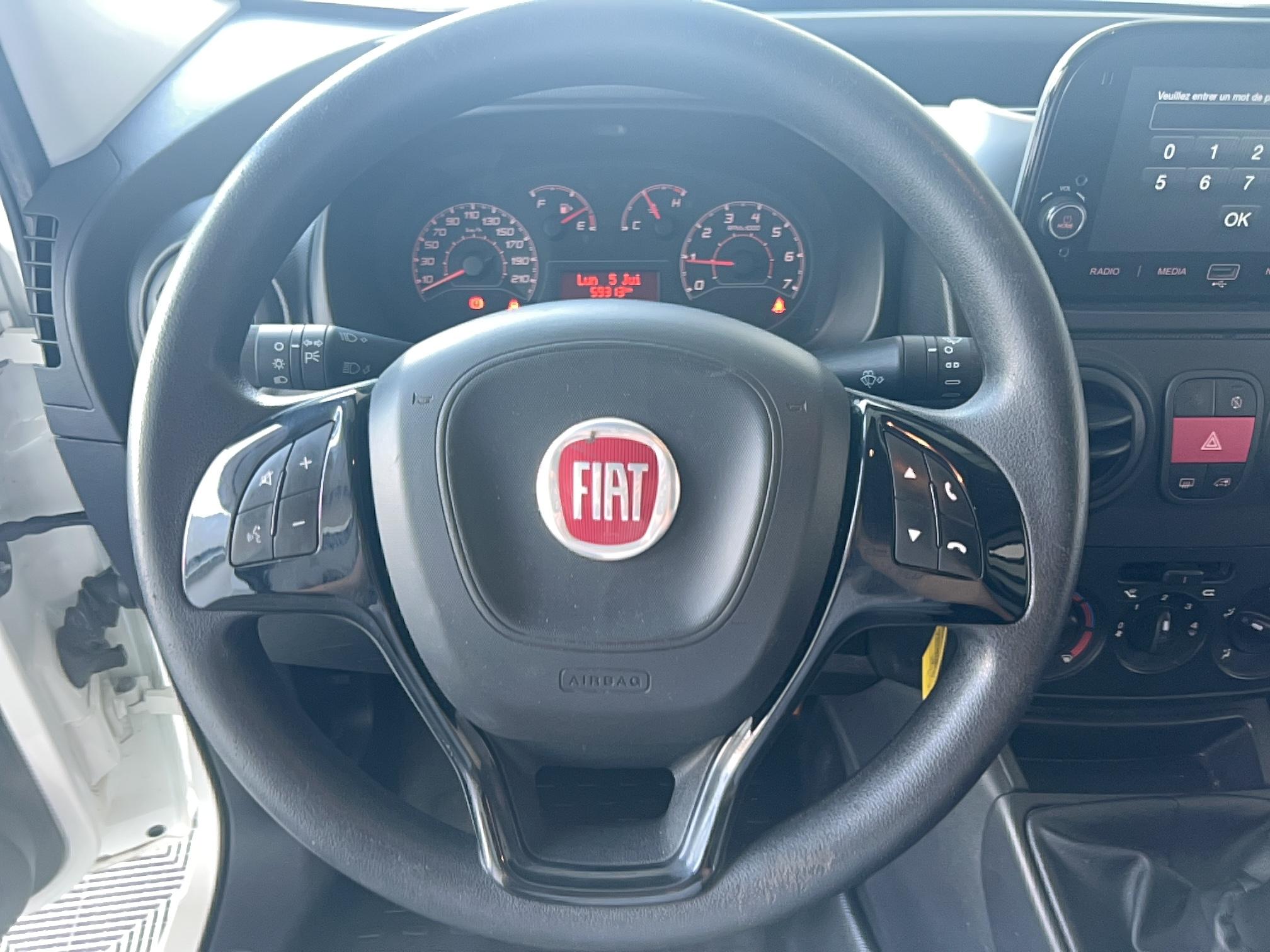 FIAT FIORINO TOLE 1.3 16V MULTIJET 80 PRO LOUNGE - Véhicule Occasion - Océane Auto FIAT FIORINO TOLE 1.3 16V MULTIJET 80 PRO LOUNGE - Véhicule Occasion Océane Auto