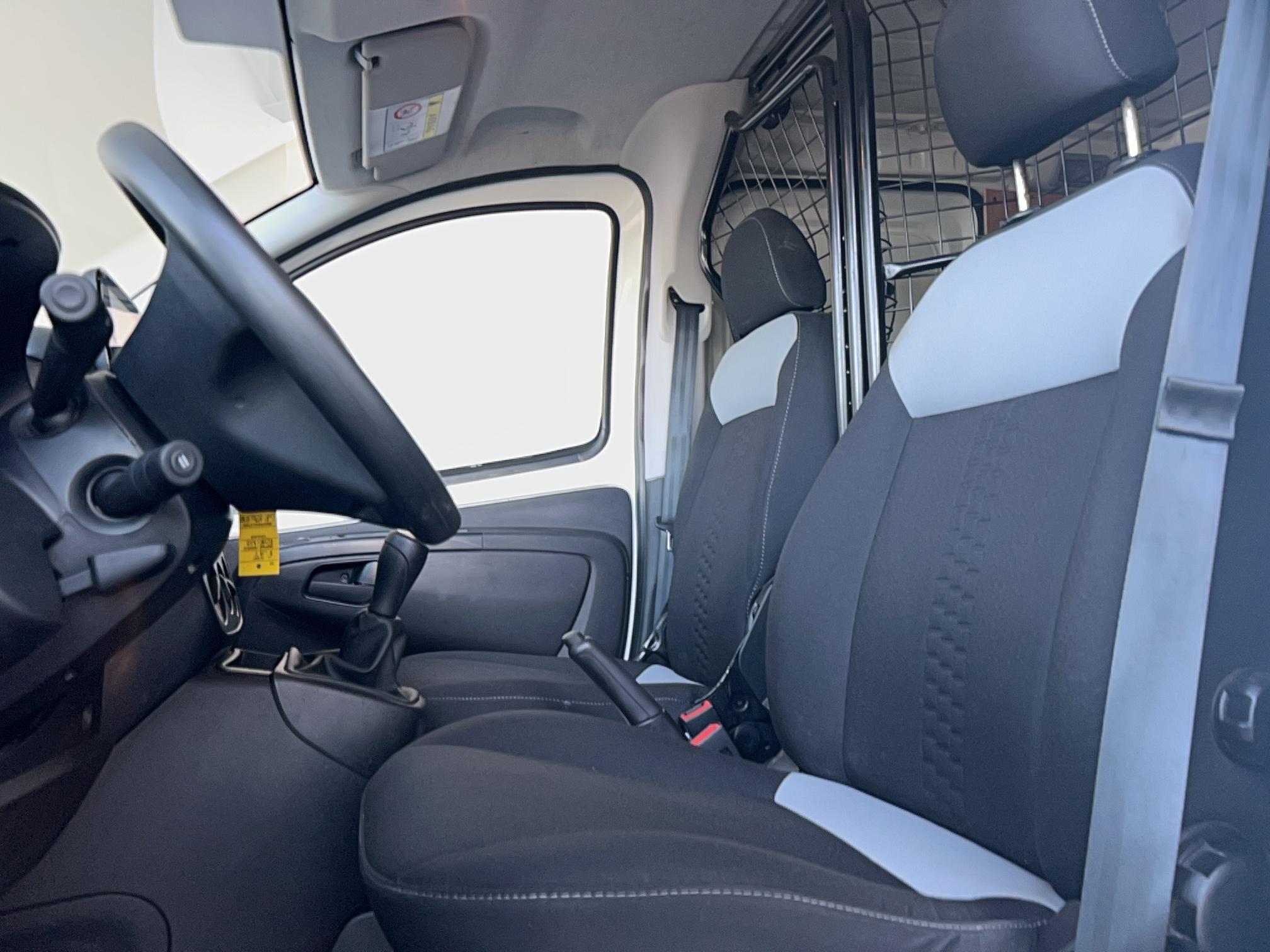 FIAT FIORINO TOLE 1.3 16V MULTIJET 80 PRO LOUNGE - Véhicule Occasion - Océane Auto FIAT FIORINO TOLE 1.3 16V MULTIJET 80 PRO LOUNGE - Véhicule Occasion Océane Auto