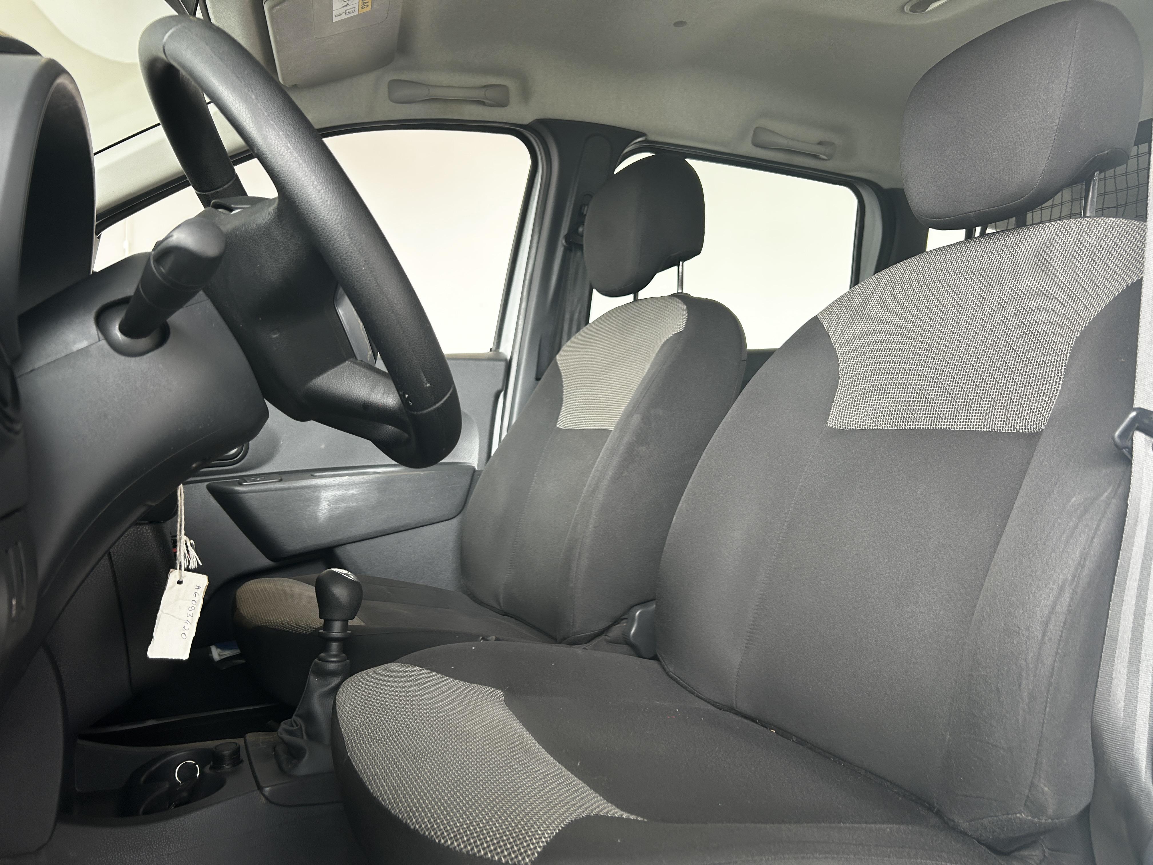 DACIA Lodgy Blue dCi 95 5 places Essentiel - Véhicule Occasion - Océane Auto DACIA Lodgy Blue dCi 95 5 places Essentiel - Véhicule Occasion Océane Auto