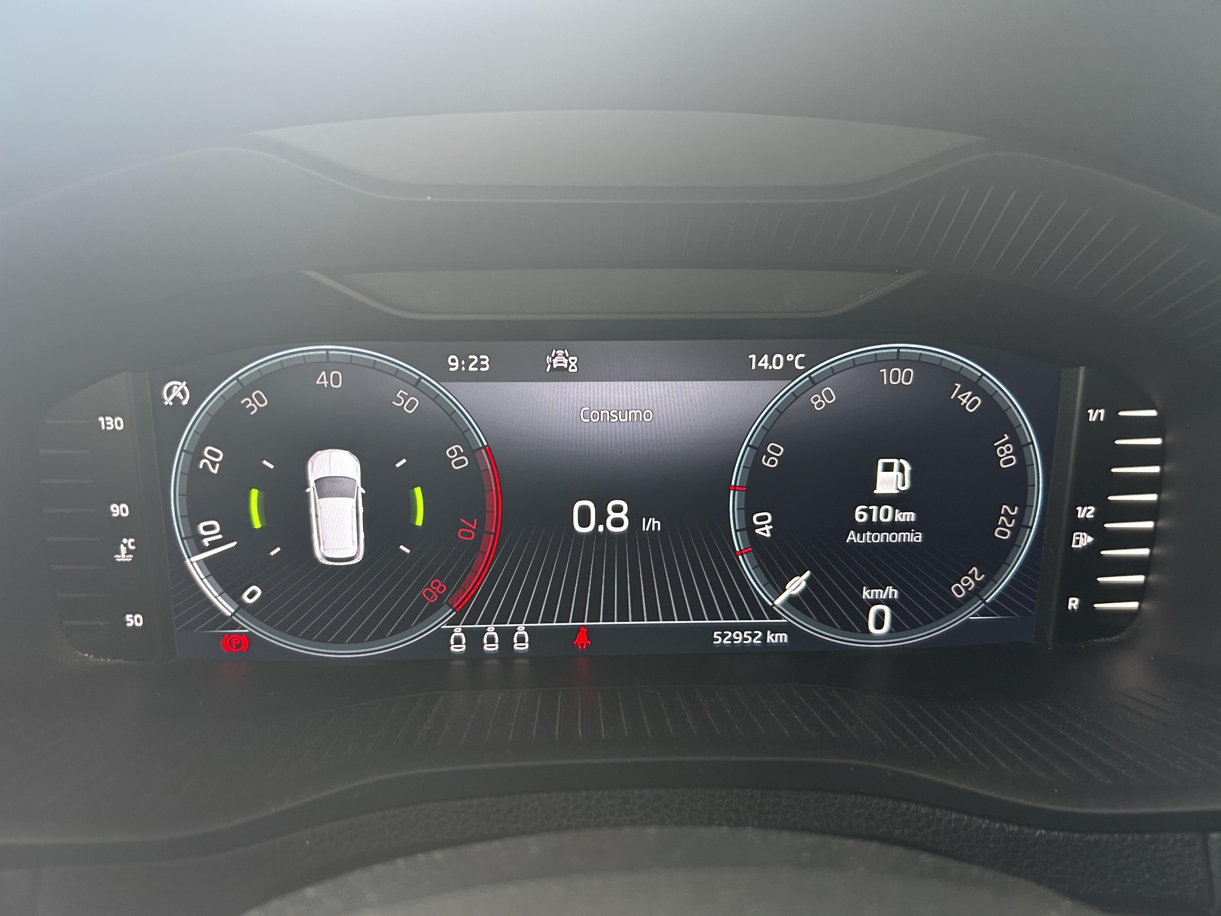 SKODA Karoq 1.5 TSI 150 ch ACT Ambition - Véhicule Occasion - Océane Auto SKODA Karoq 1.5 TSI 150 ch ACT Ambition - Véhicule Occasion Océane Auto