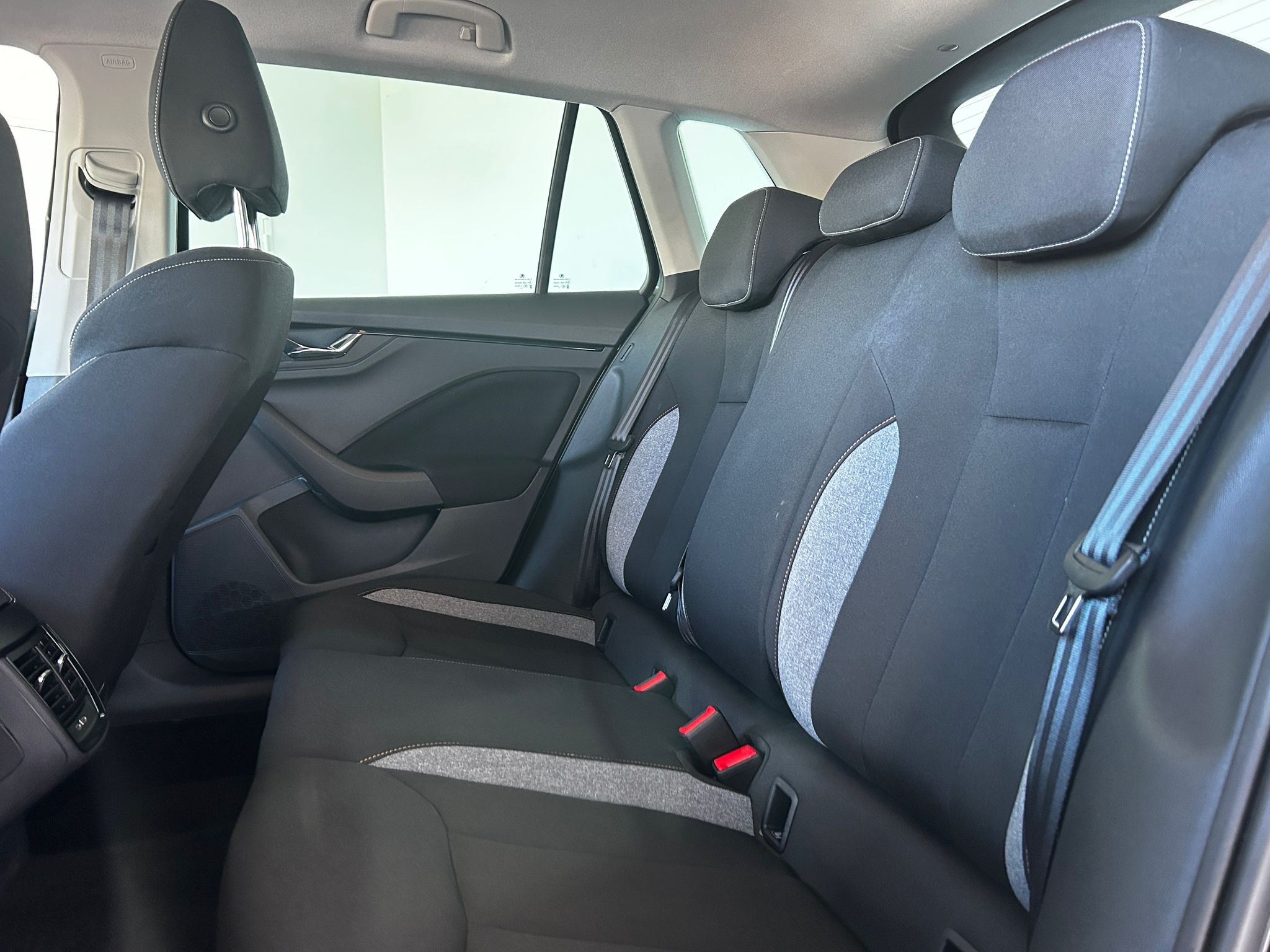 SKODA Kamiq 1.0 TSI Evo 2 116 ch BVM6 Selection - Véhicule Occasion Océane Auto