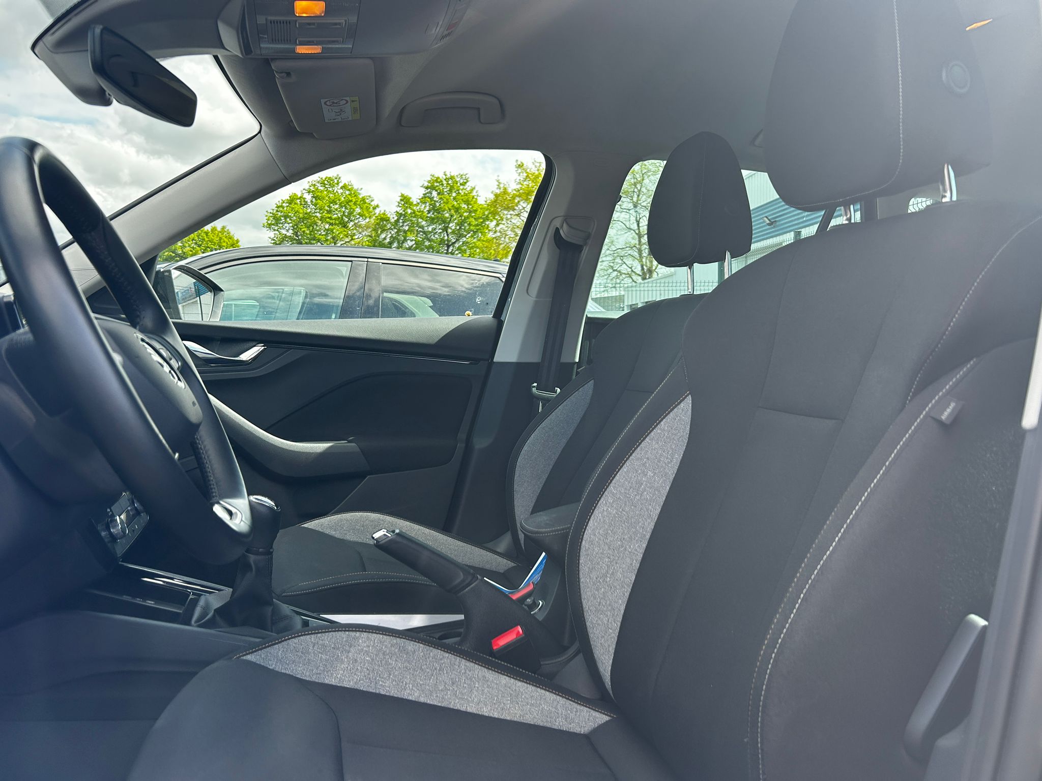 SKODA Kamiq 1.0 TSI Evo 2 116 ch BVM6 Selection - Véhicule Occasion Océane Auto