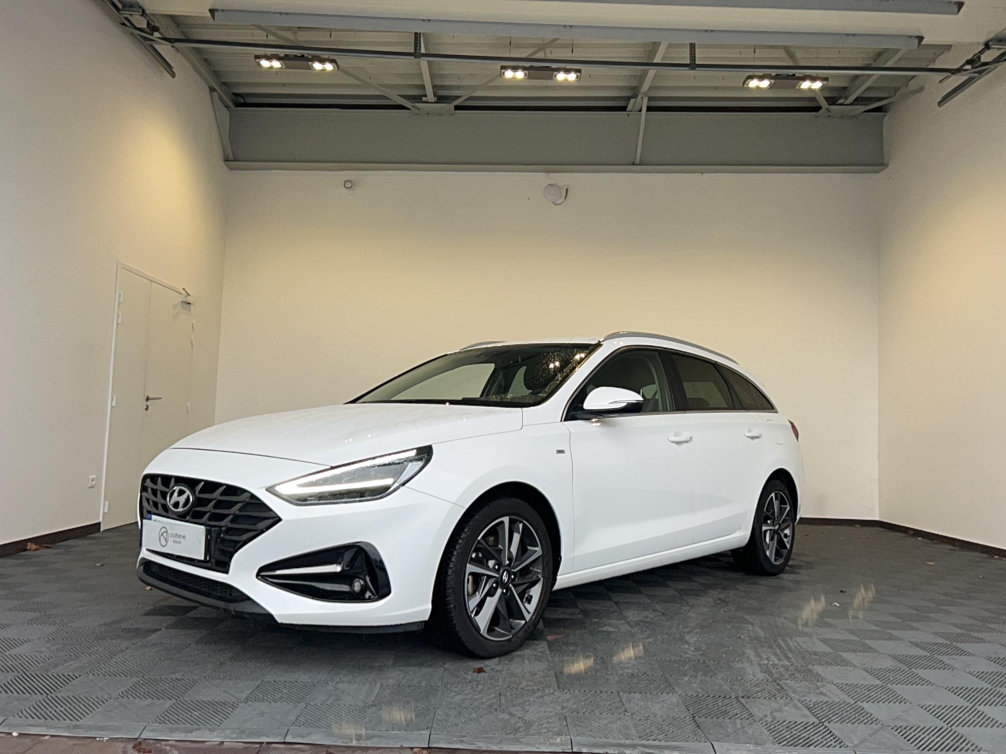 HYUNDAI i30 SW 1.0 T-GDi 120 iBVM6 Hybrid 48V Creative - Véhicule Occasion - Océane Auto HYUNDAI i30 SW 1.0 T-GDi 120 iBVM6 Hybrid 48V Creative - Véhicule Occasion Océane Auto