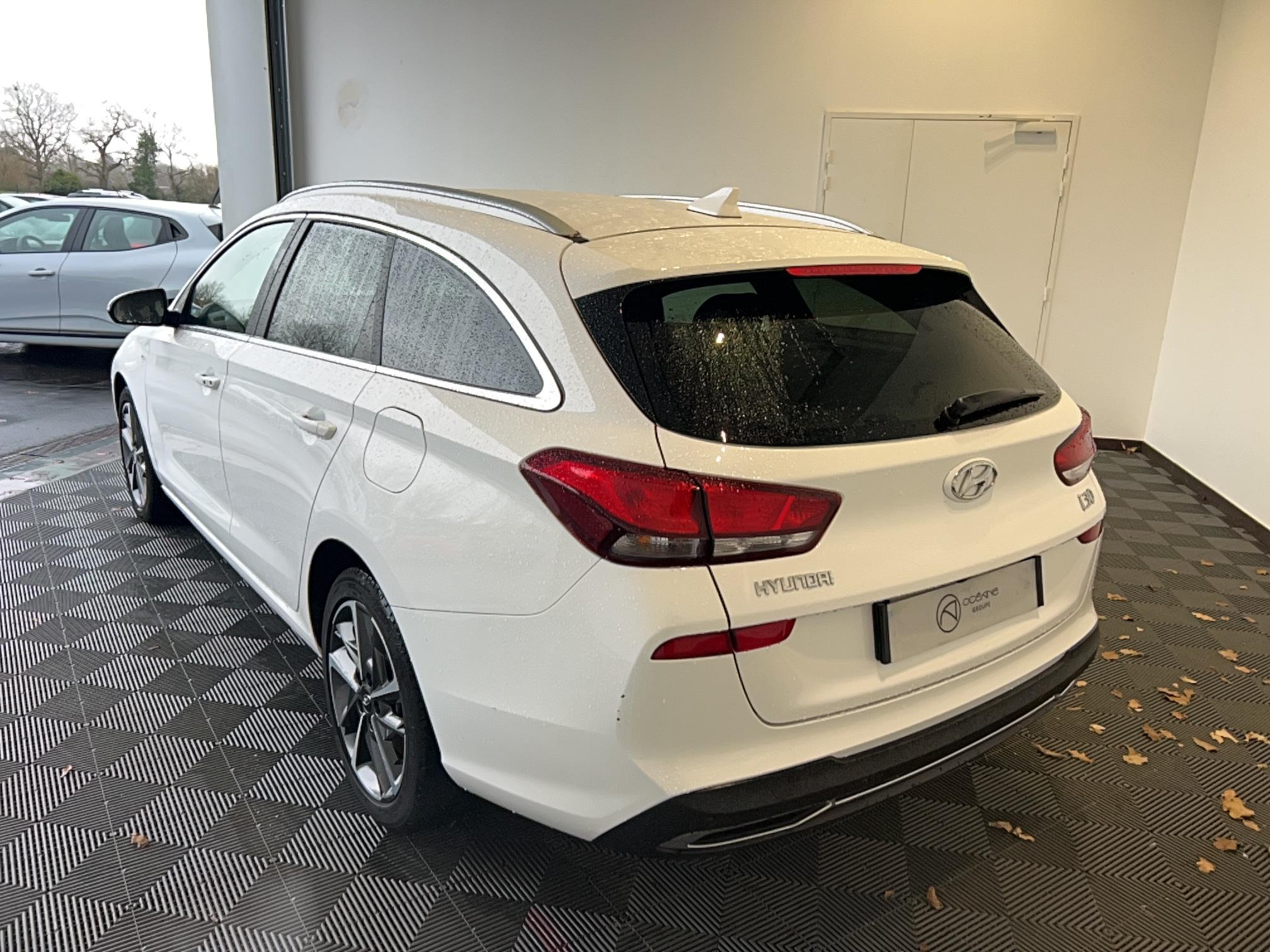 HYUNDAI i30 SW 1.0 T-GDi 120 iBVM6 Hybrid 48V Creative - Véhicule Occasion - Océane Auto HYUNDAI i30 SW 1.0 T-GDi 120 iBVM6 Hybrid 48V Creative - Véhicule Occasion Océane Auto
