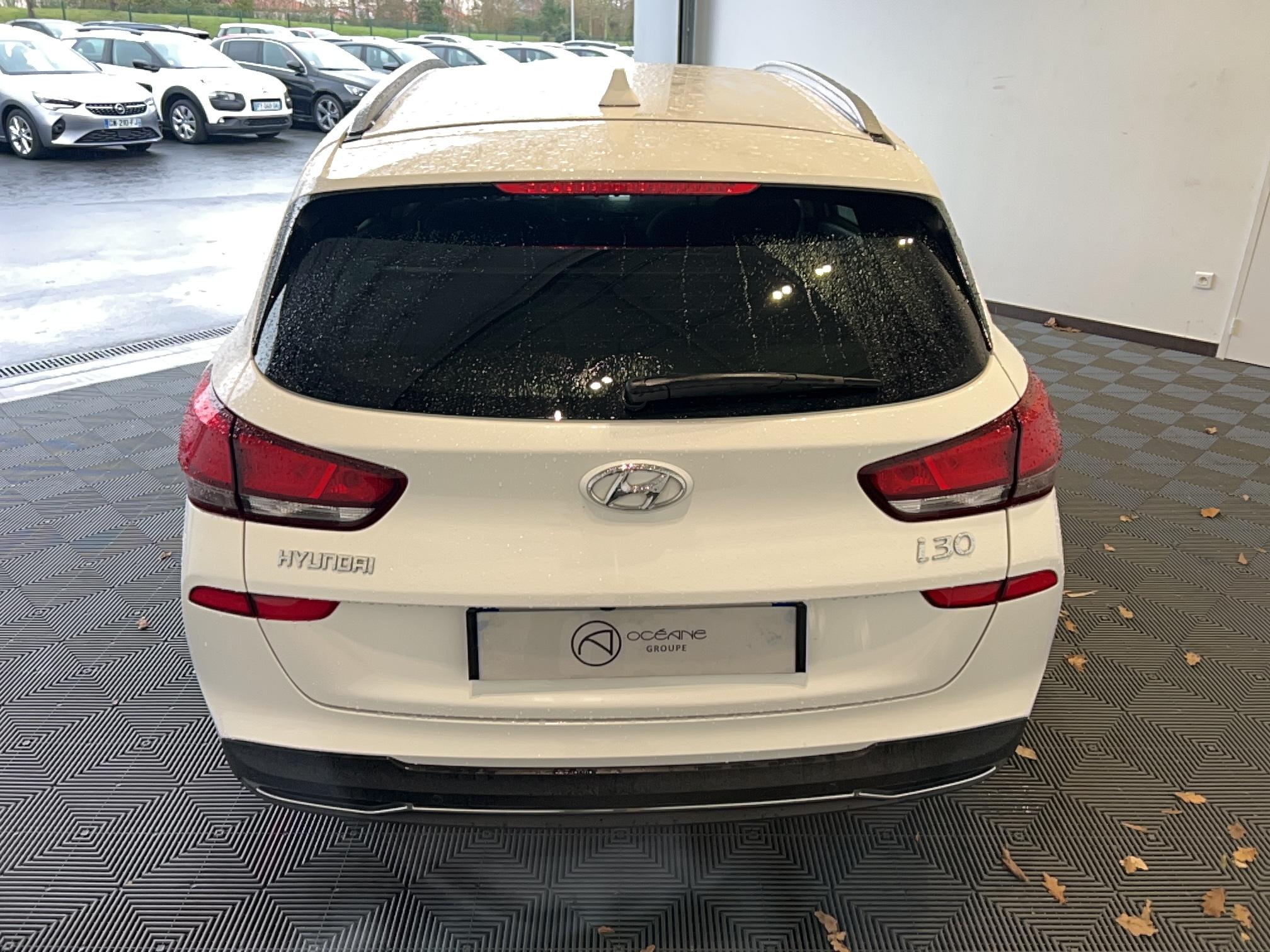 HYUNDAI i30 SW 1.0 T-GDi 120 iBVM6 Hybrid 48V Creative - Véhicule Occasion - Océane Auto HYUNDAI i30 SW 1.0 T-GDi 120 iBVM6 Hybrid 48V Creative - Véhicule Occasion Océane Auto