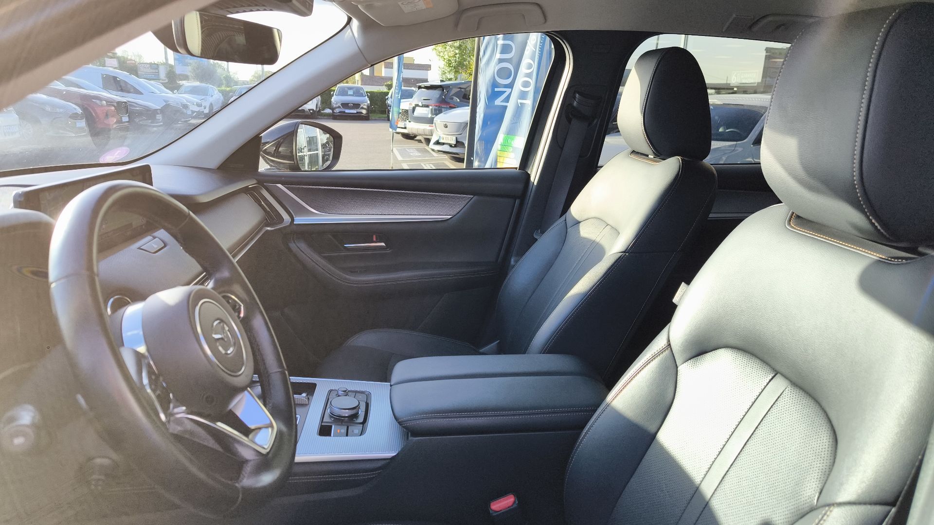 MAZDA CX-60 2.5L e-SKYACTIV PHEV 327 ch 4x4 BVA8 Homura - Véhicule Occasion - Océane Auto MAZDA CX-60 2.5L e-SKYACTIV PHEV 327 ch 4x4 BVA8 Homura - Véhicule Occasion Océane Auto