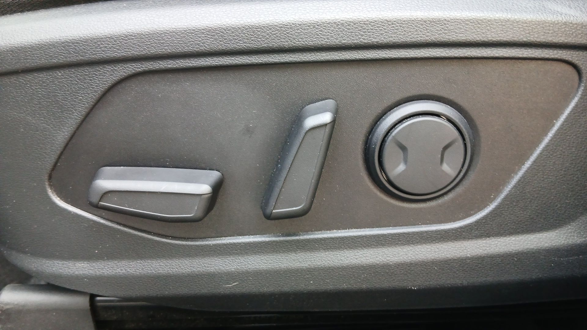 HYUNDAI Tucson 1.6 T-GDI 150 Hybrid 48V DCT-7 Executive - Véhicule Occasion - Océane Auto HYUNDAI Tucson 1.6 T-GDI 150 Hybrid 48V DCT-7 Executive - Véhicule Occasion Océane Auto