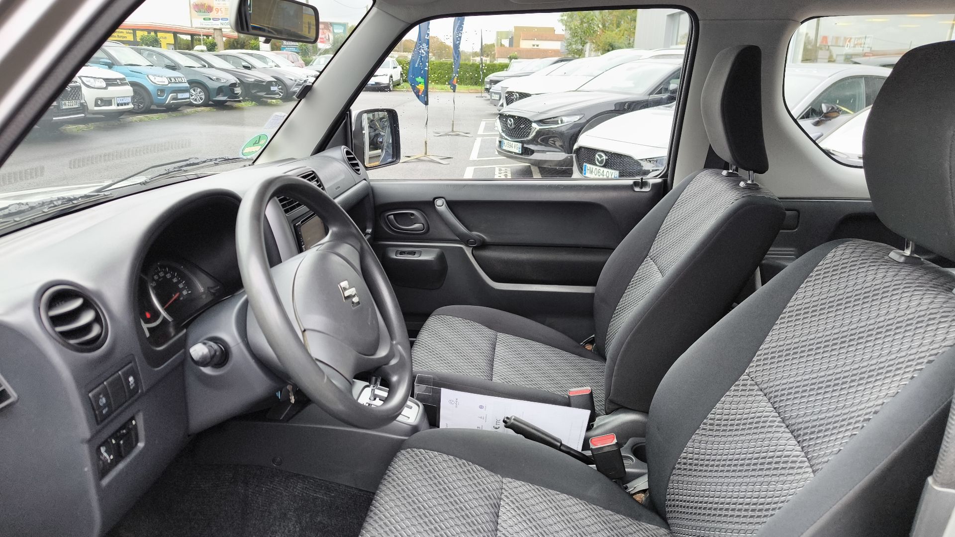 SUZUKI Jimny 1.3i VVT JLX A - Véhicule Occasion - Océane Auto SUZUKI Jimny 1.3i VVT JLX A - Véhicule Occasion Océane Auto