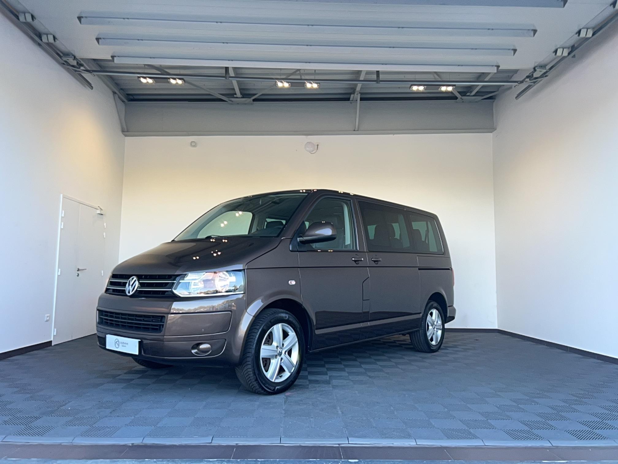VOLKSWAGEN UTILITAIRES Caravelle 2.0 BiTDI 180 Courte Confortline - Véhicule Occasion Océane Auto
