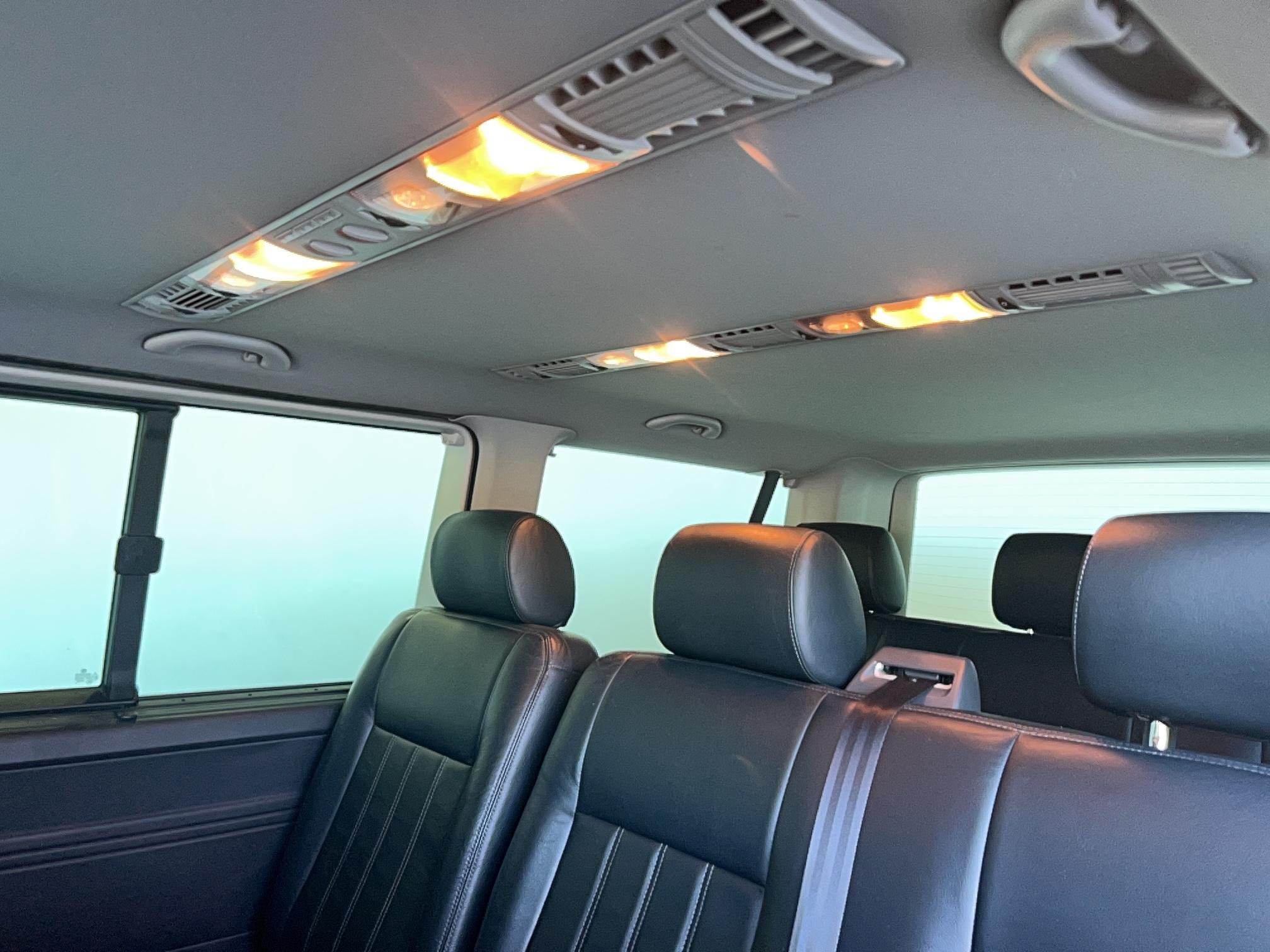 VOLKSWAGEN UTILITAIRES Caravelle 2.0 BiTDI 180 Courte Confortline - Véhicule Occasion Océane Auto