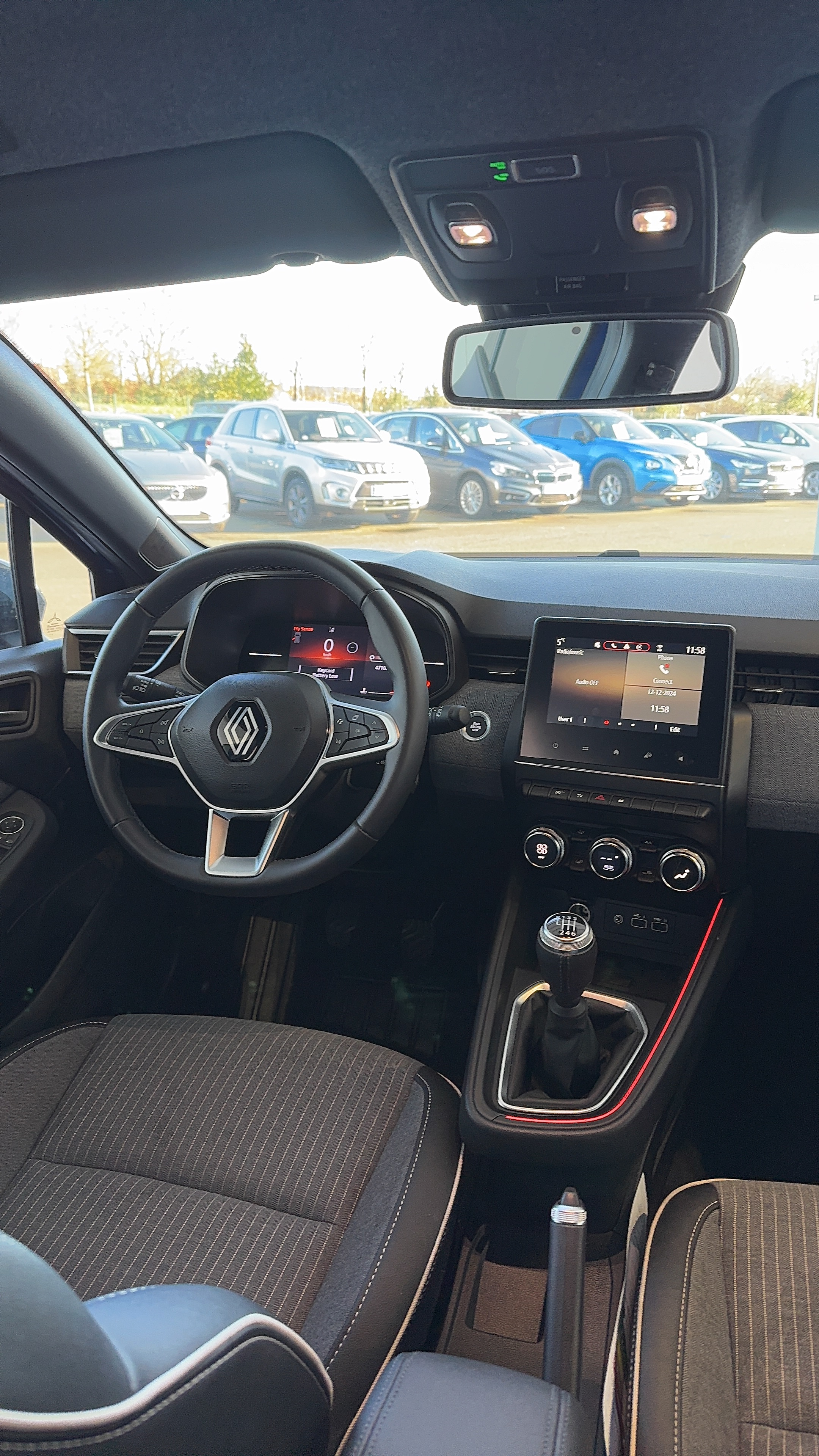 RENAULT Clio TCe 90 Techno - Véhicule Occasion - Océane Auto RENAULT Clio TCe 90 Techno - Véhicule Occasion Océane Auto