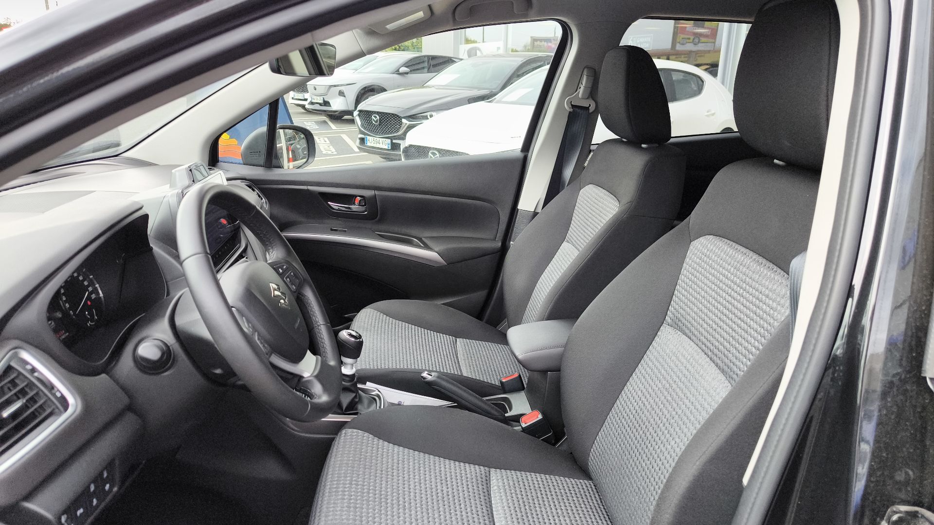 SUZUKI S-Cross 1.4 Boosterjet Hybrid Privilège - Véhicule Occasion - Océane Auto SUZUKI S-Cross 1.4 Boosterjet Hybrid Privilège - Véhicule Occasion Océane Auto