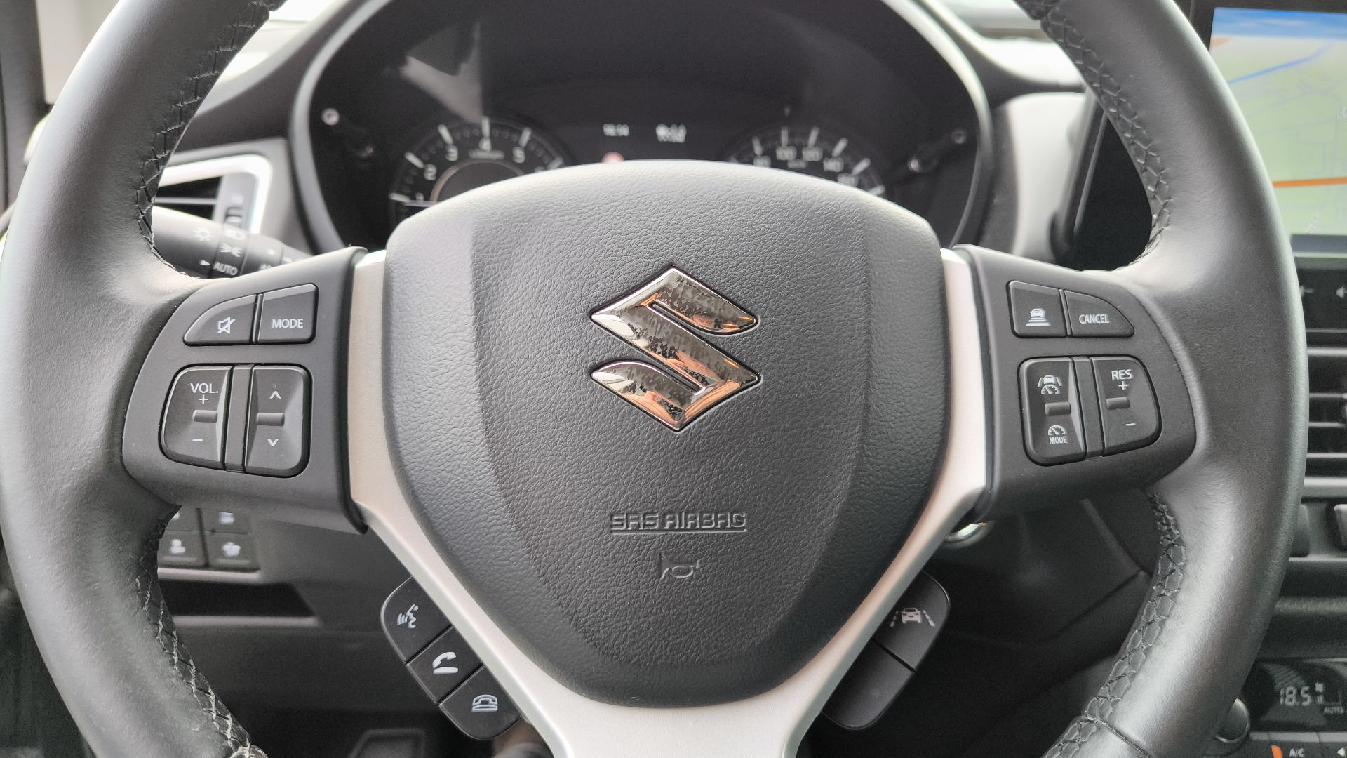 SUZUKI S-Cross 1.4 Boosterjet Hybrid Privilège - Véhicule Occasion - Océane Auto SUZUKI S-Cross 1.4 Boosterjet Hybrid Privilège - Véhicule Occasion Océane Auto
