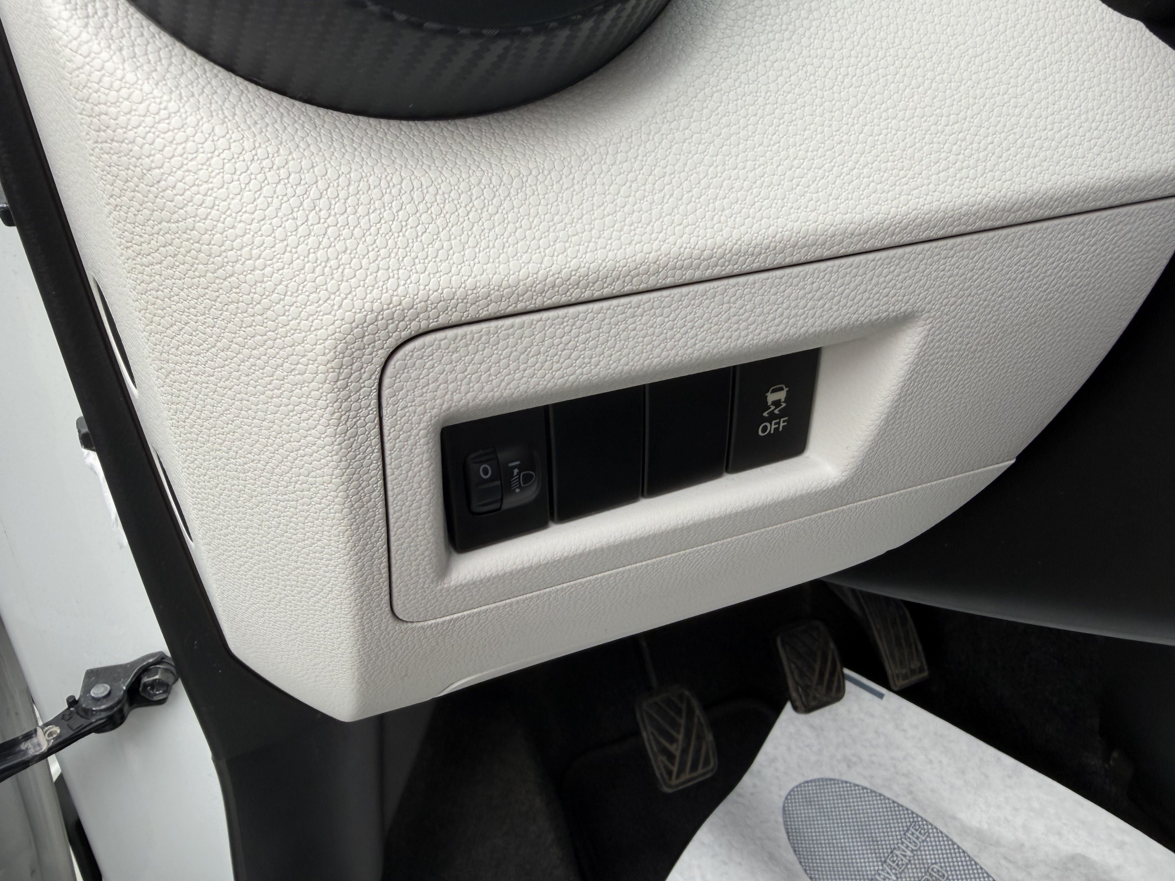 SUZUKI Ignis 1.2 Dualjet Pack - Véhicule Occasion - Océane Auto SUZUKI Ignis 1.2 Dualjet Pack - Véhicule Occasion Océane Auto