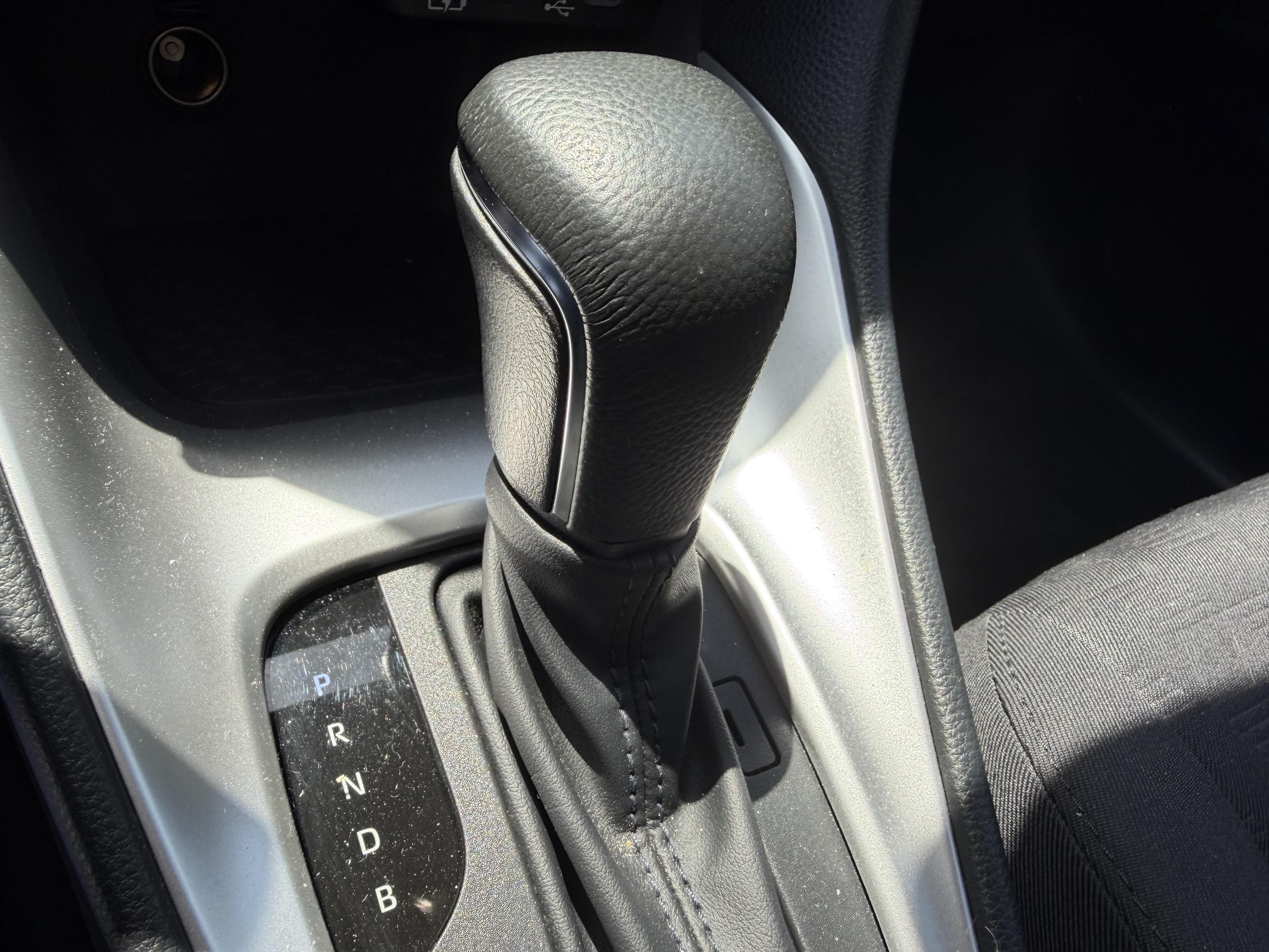 MAZDA Mazda2 Hybrid 1.5L CVT 116 ch Centre-Line - Véhicule Occasion Océane Auto