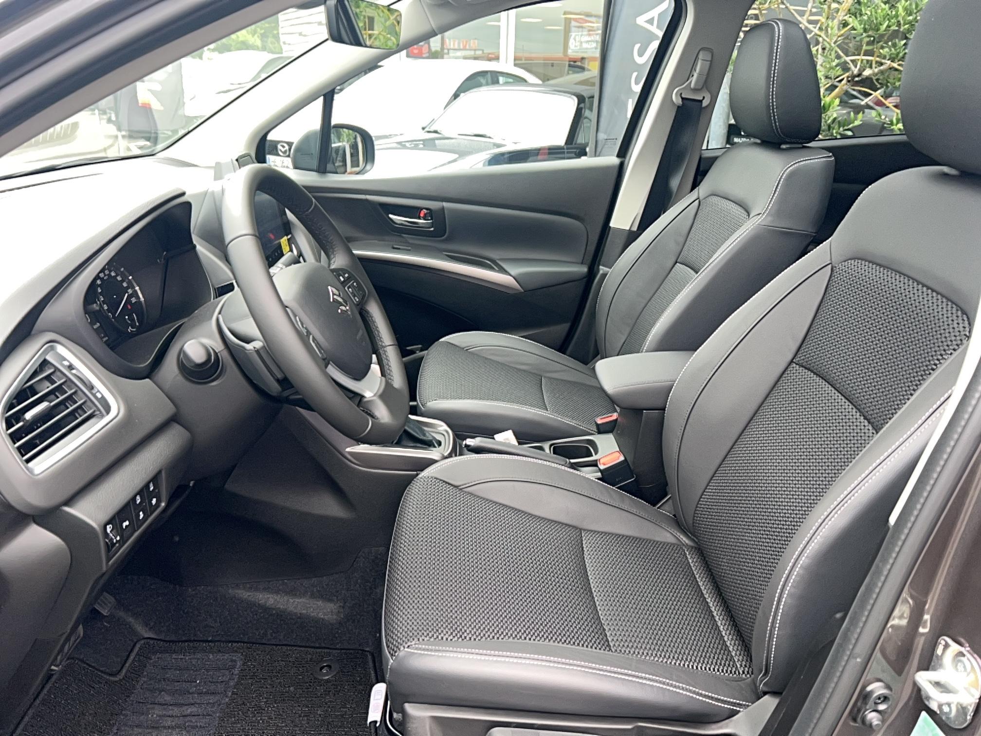 SUZUKI S-Cross 1.4 Boosterjet Hybrid Auto Style - Véhicule Occasion - Océane Auto SUZUKI S-Cross 1.4 Boosterjet Hybrid Auto Style - Véhicule Occasion Océane Auto