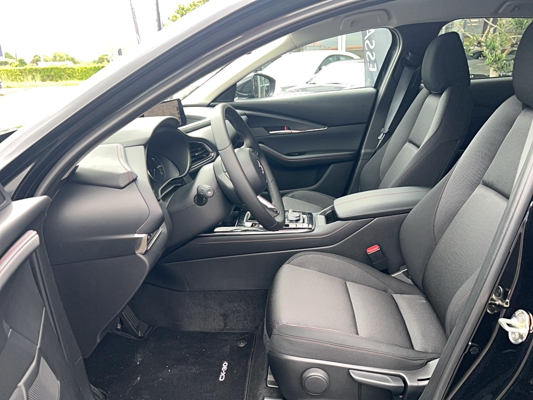 MAZDA CX-30 2.0L e-SKYACTIV X M Hybrid 186 ch 4x2 BVA6 Homura - Véhicule Occasion - Océane Auto MAZDA CX-30 2.0L e-SKYACTIV X M Hybrid 186 ch 4x2 BVA6 Homura - Véhicule Occasion Océane Auto