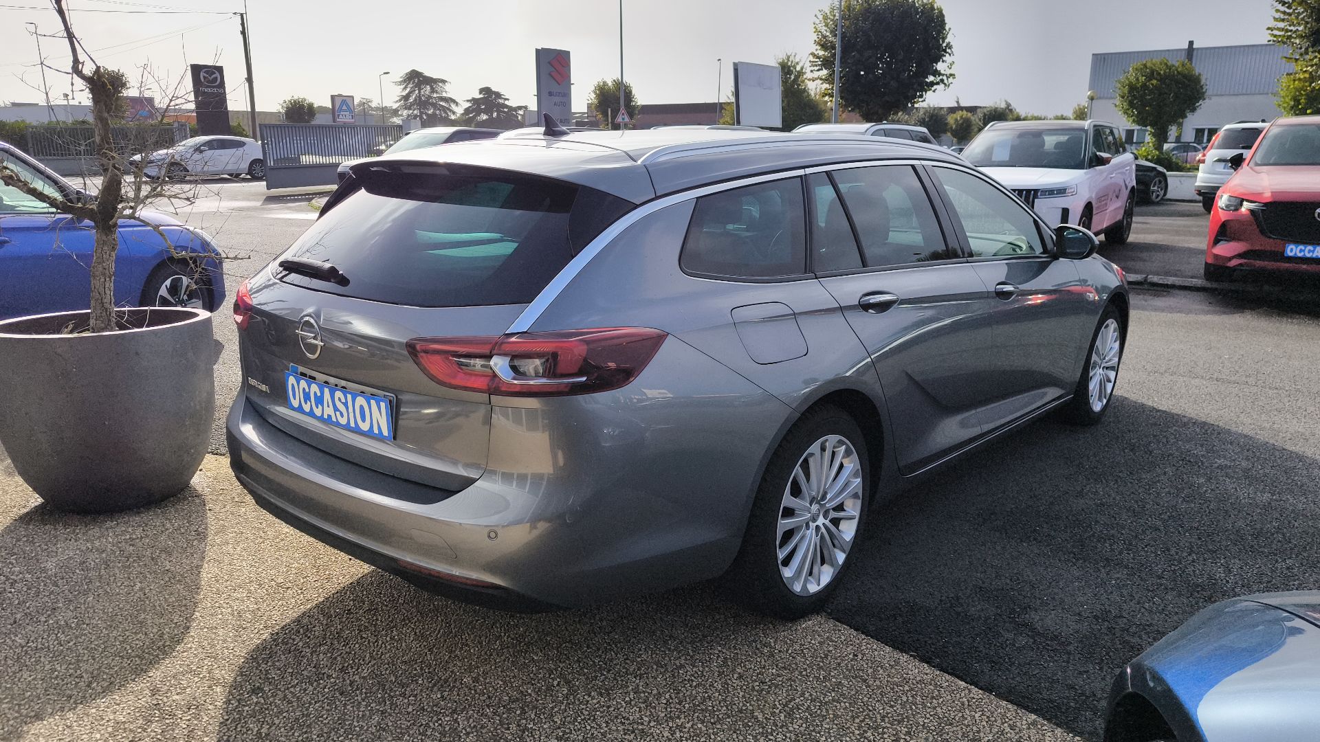 OPEL Insignia Sports Tourer 1.6 Diesel 136 ch BVA6 Elite - Véhicule Occasion - Océane Auto OPEL Insignia Sports Tourer 1.6 Diesel 136 ch BVA6 Elite - Véhicule Occasion Océane Auto